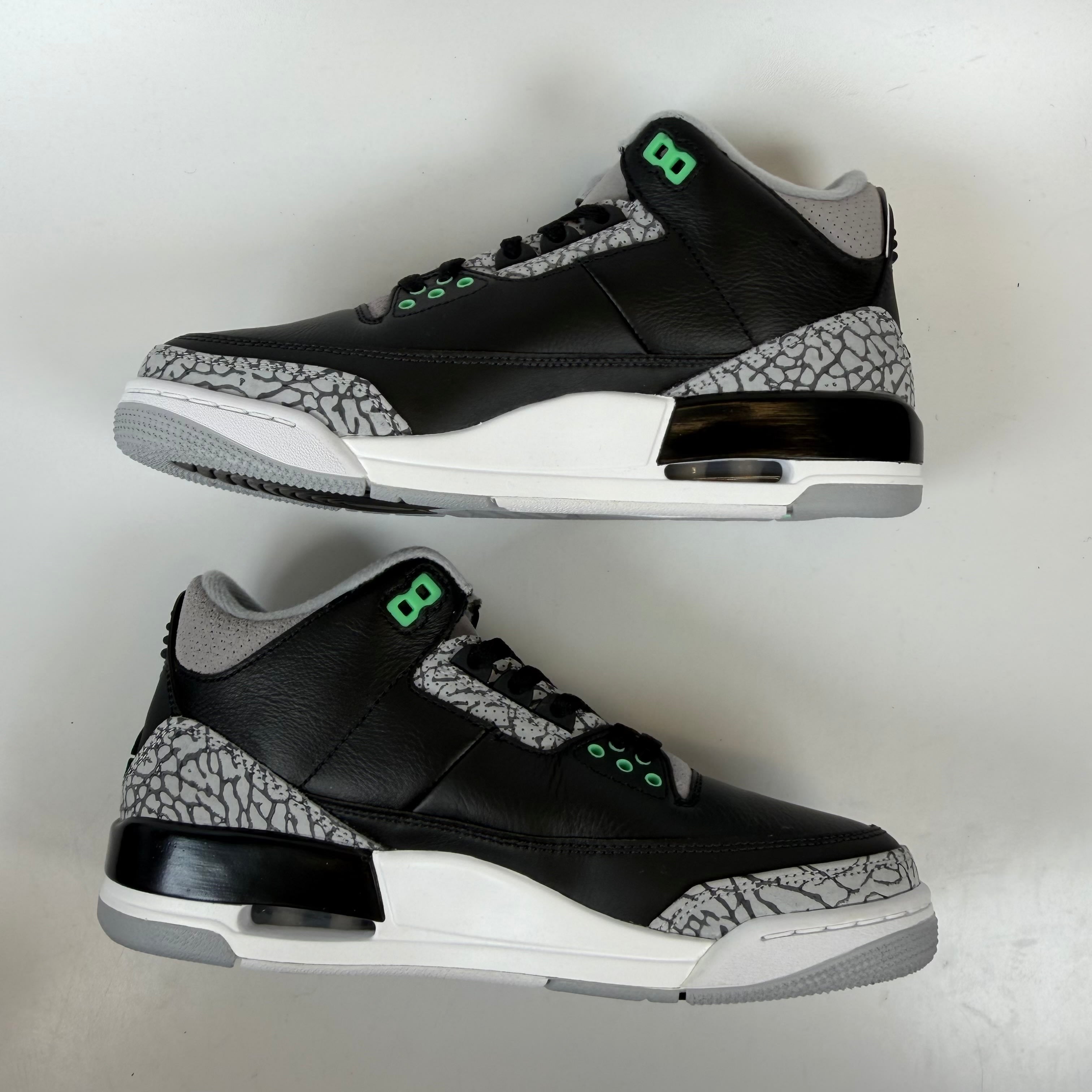 SP4677 Jordan 3 Retro Green Glow
