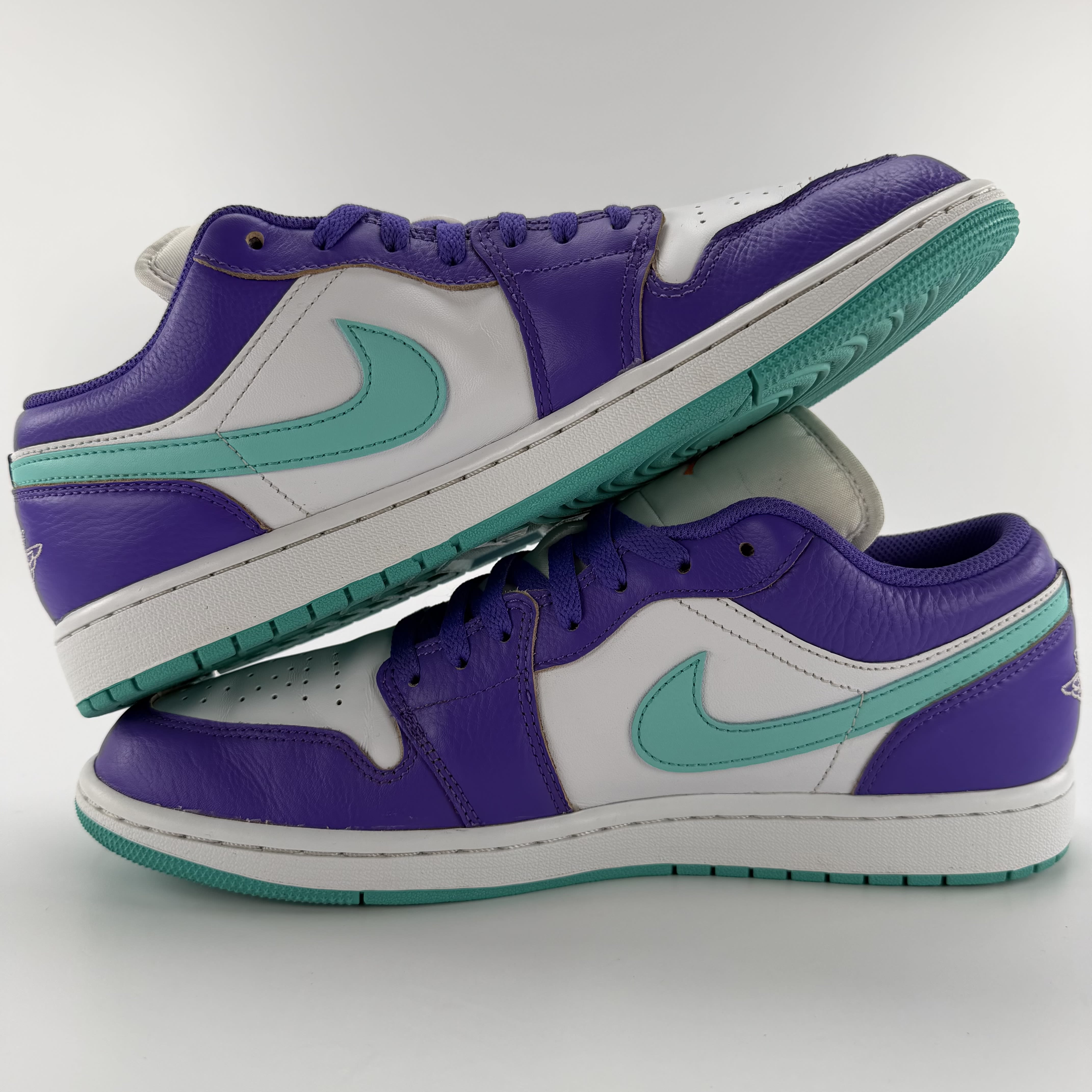 659243 Jordan 1 Low SE Psychic Purple Hyper Jade