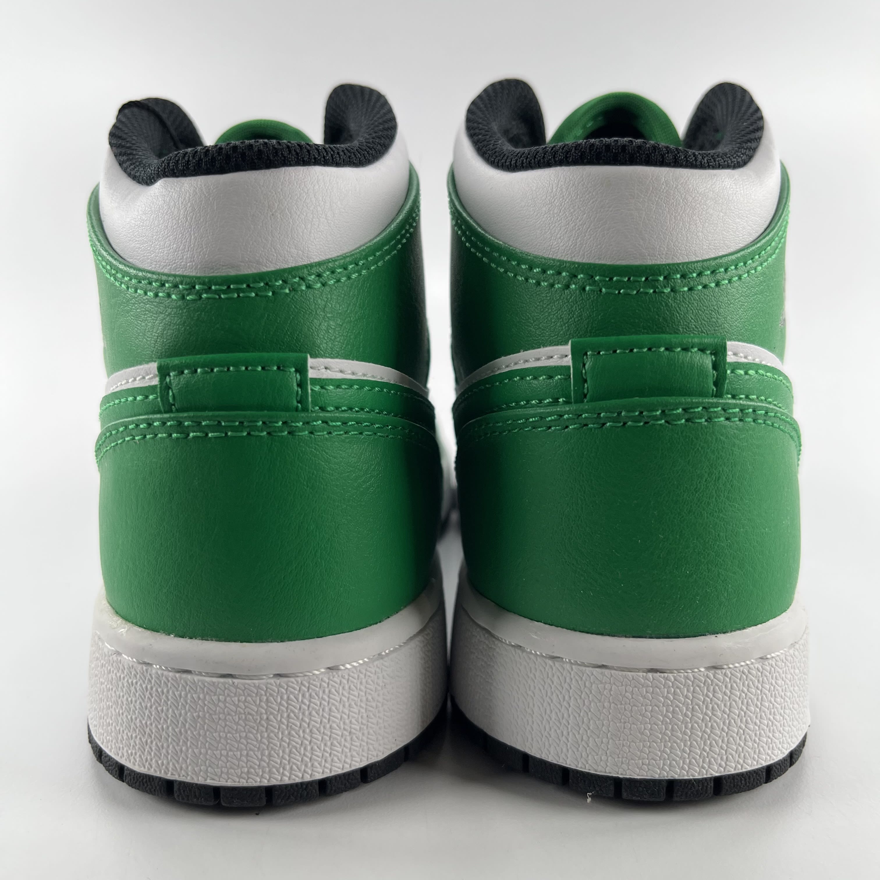 330083 Air Jordan 1 Mid GS 'Lucky Green'