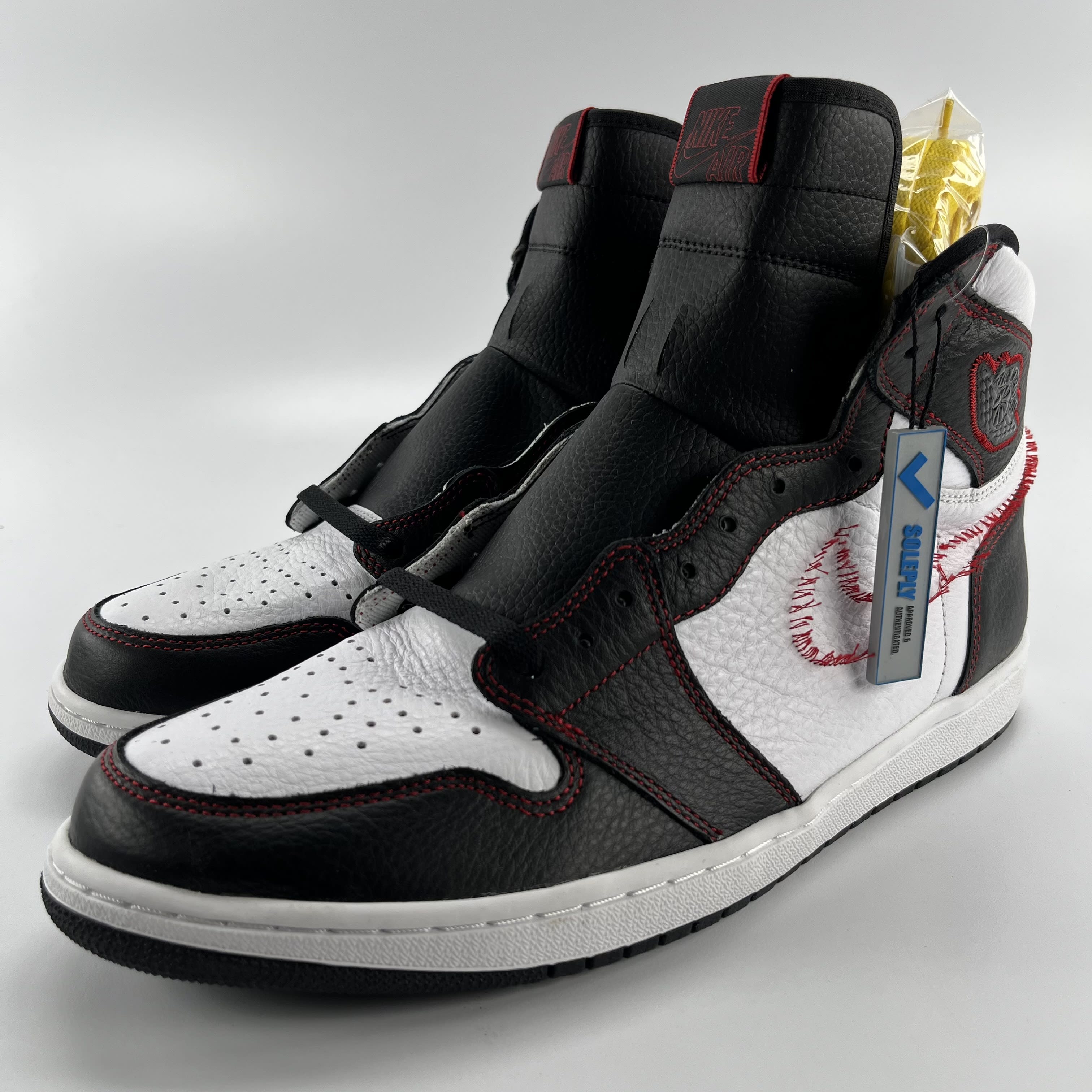 442265 Jordan 1 Retro High Defiant White Black Gym Red