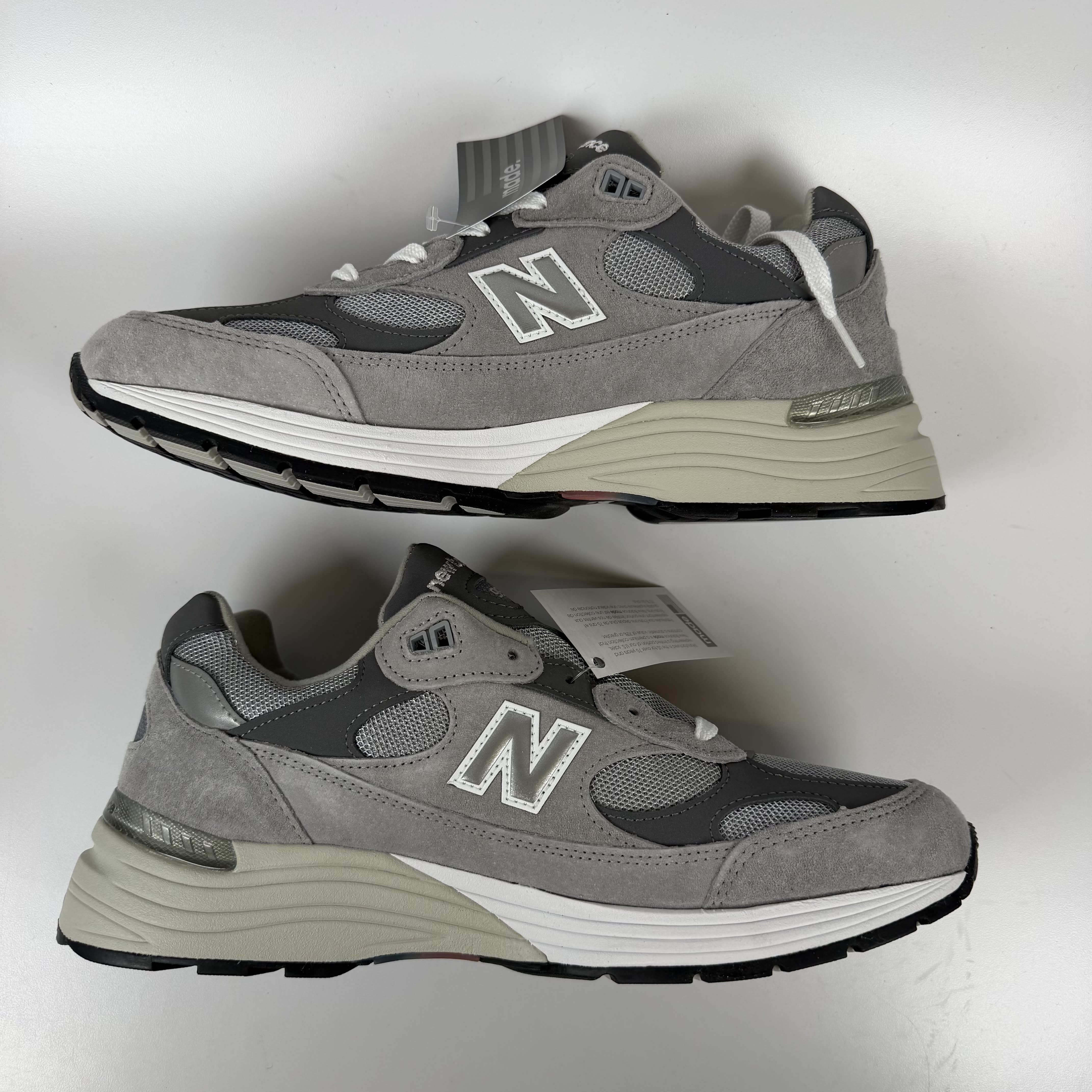 SP7863 New Balance 992 Grey