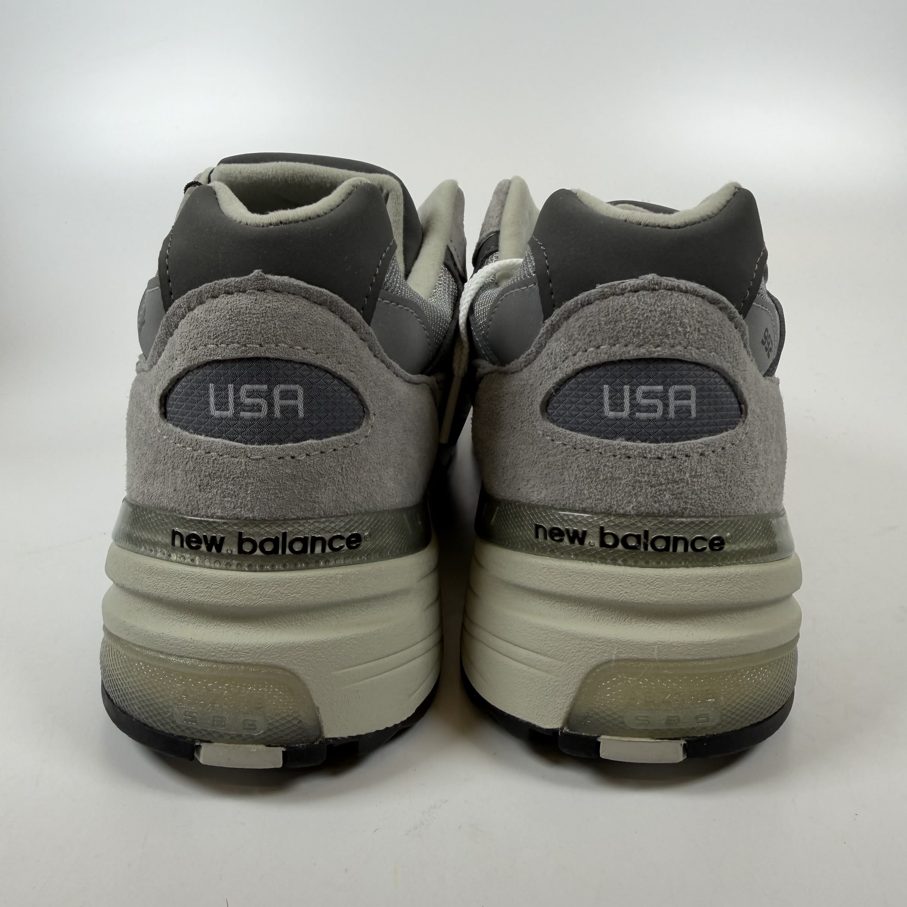 SP7863 New Balance 992 Grey