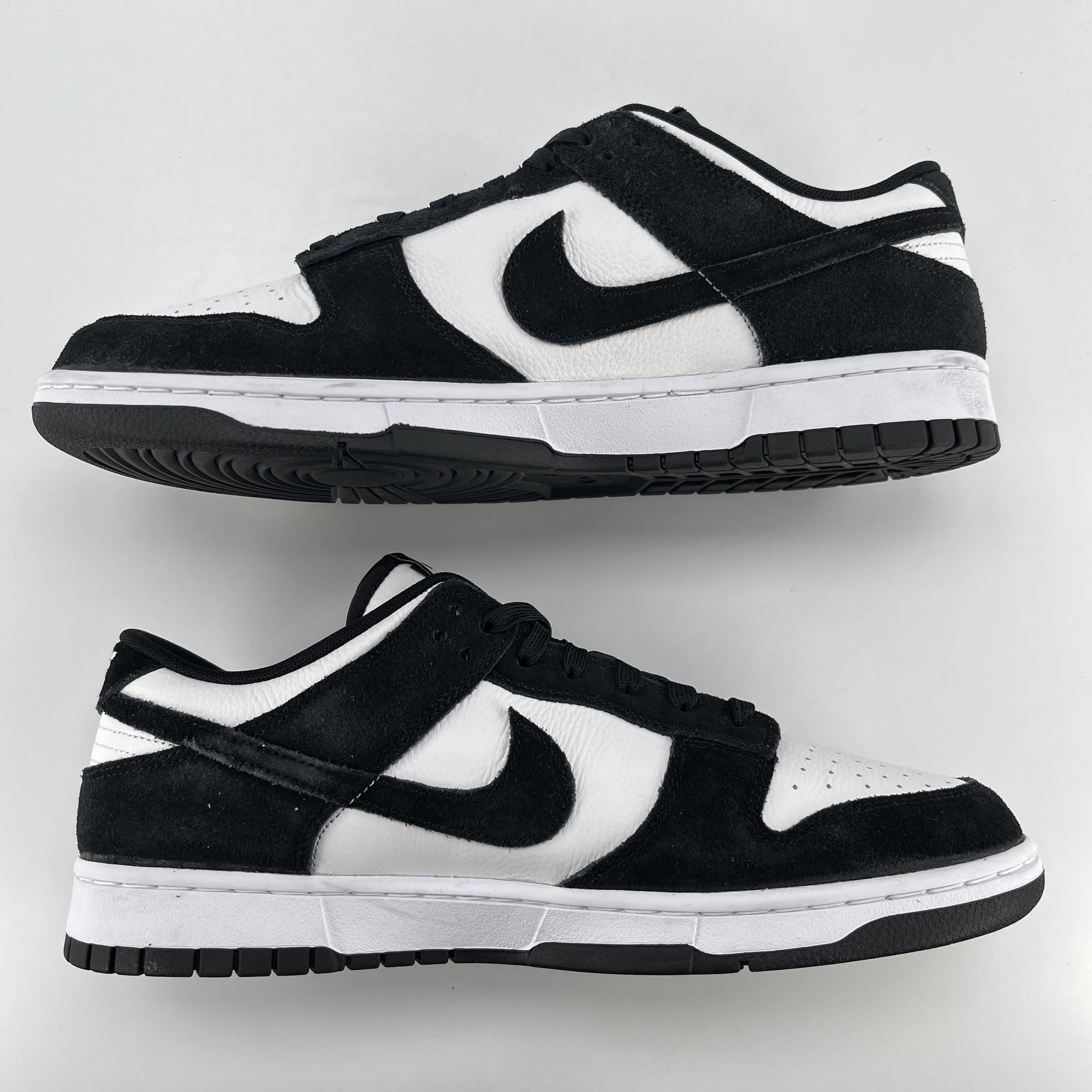 436648 Nike Dunk Low Retro SE Suede Panda