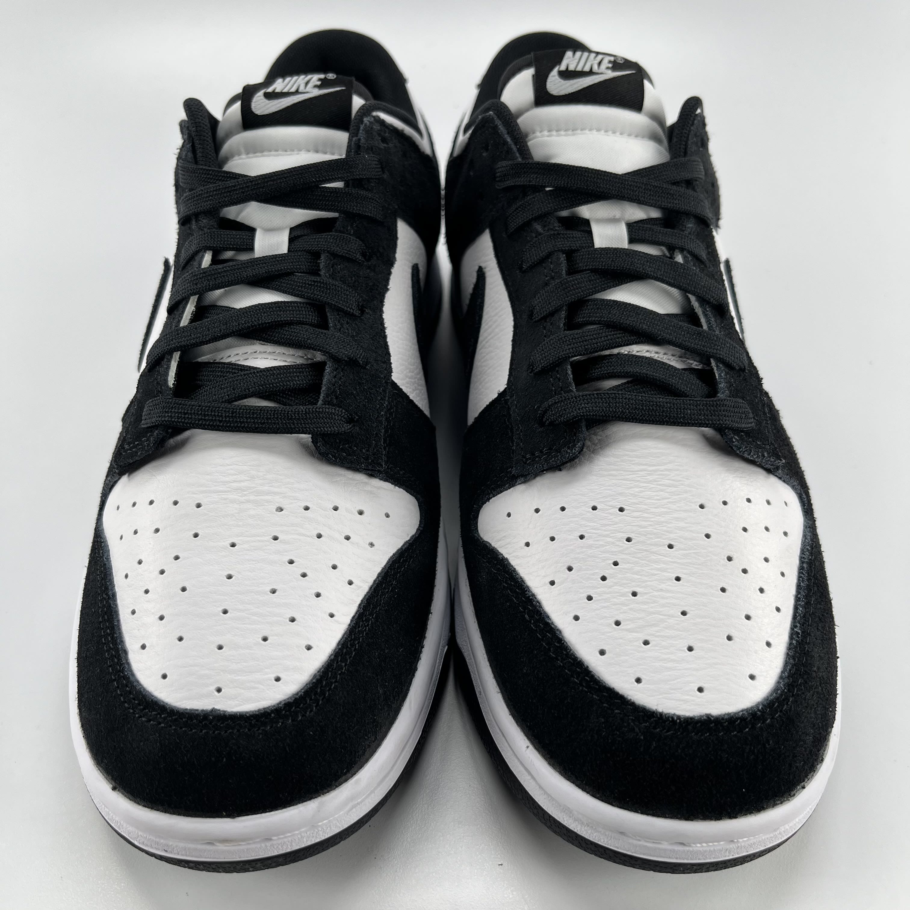 436648 Nike Dunk Low Retro SE Suede Panda