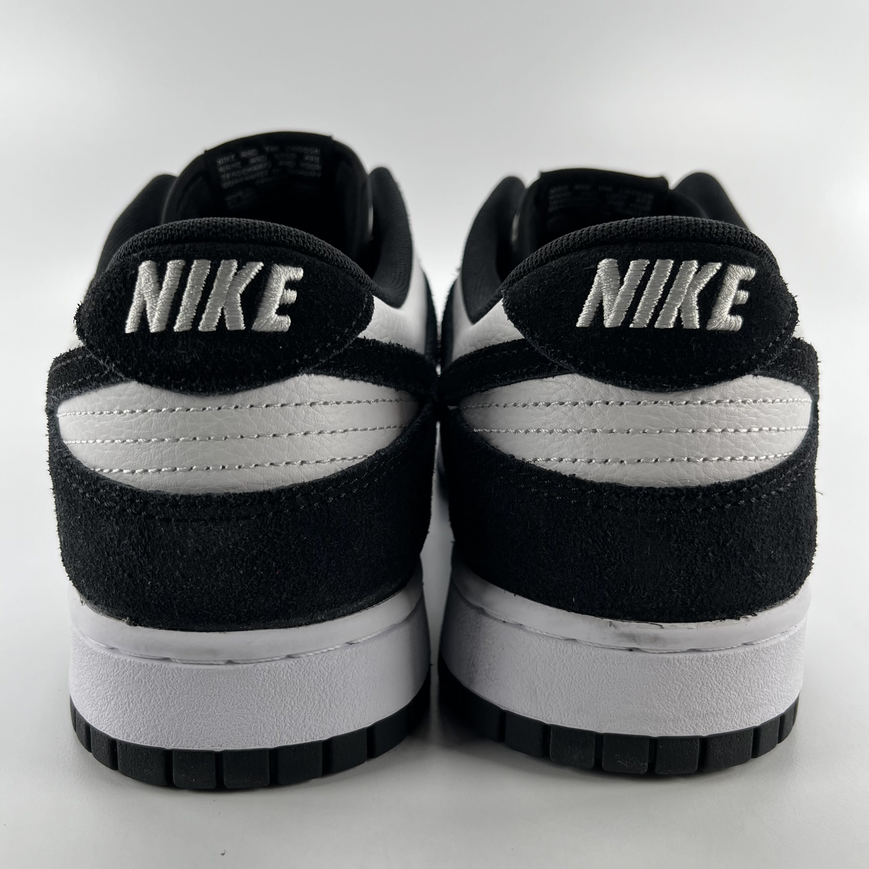 436648 Nike Dunk Low Retro SE Suede Panda