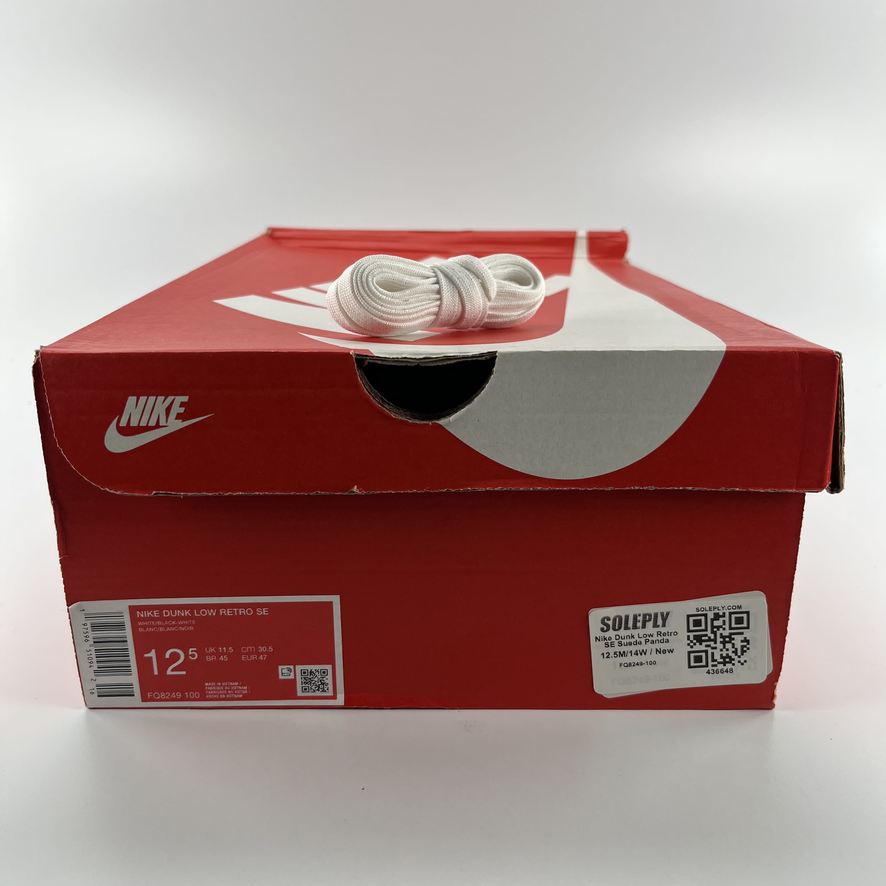 436648 Nike Dunk Low Retro SE Suede Panda