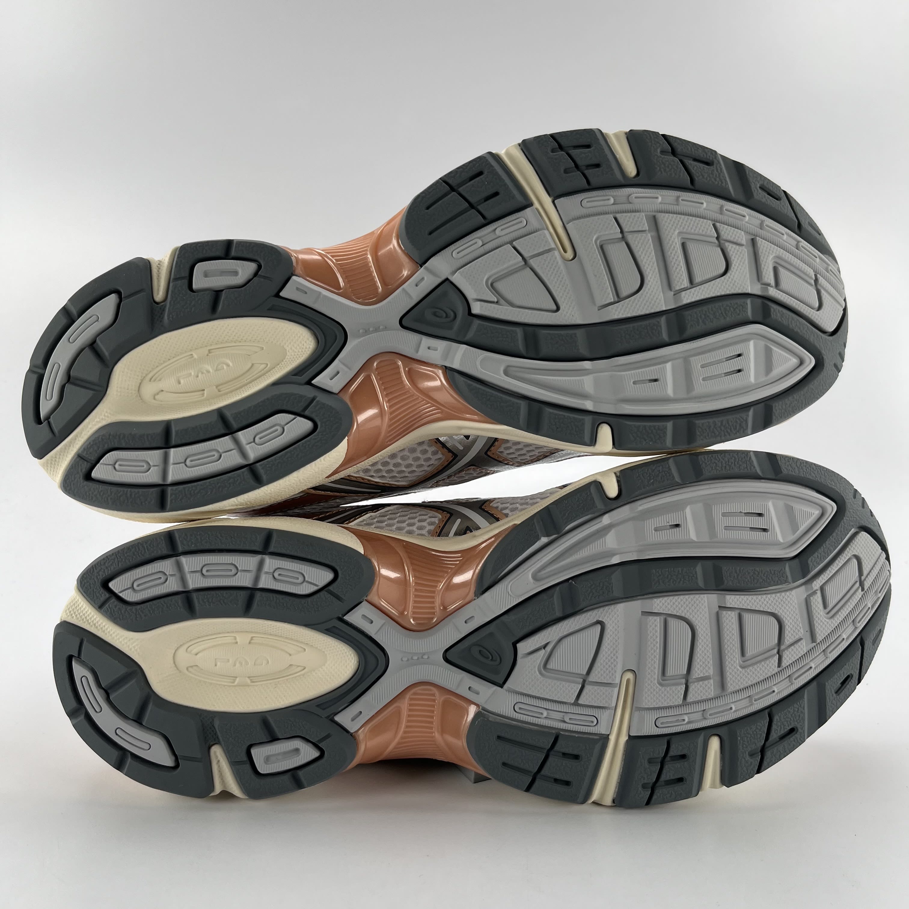 266320 ASICS Gel-1130 White Pure Silver Bronze (Women's)