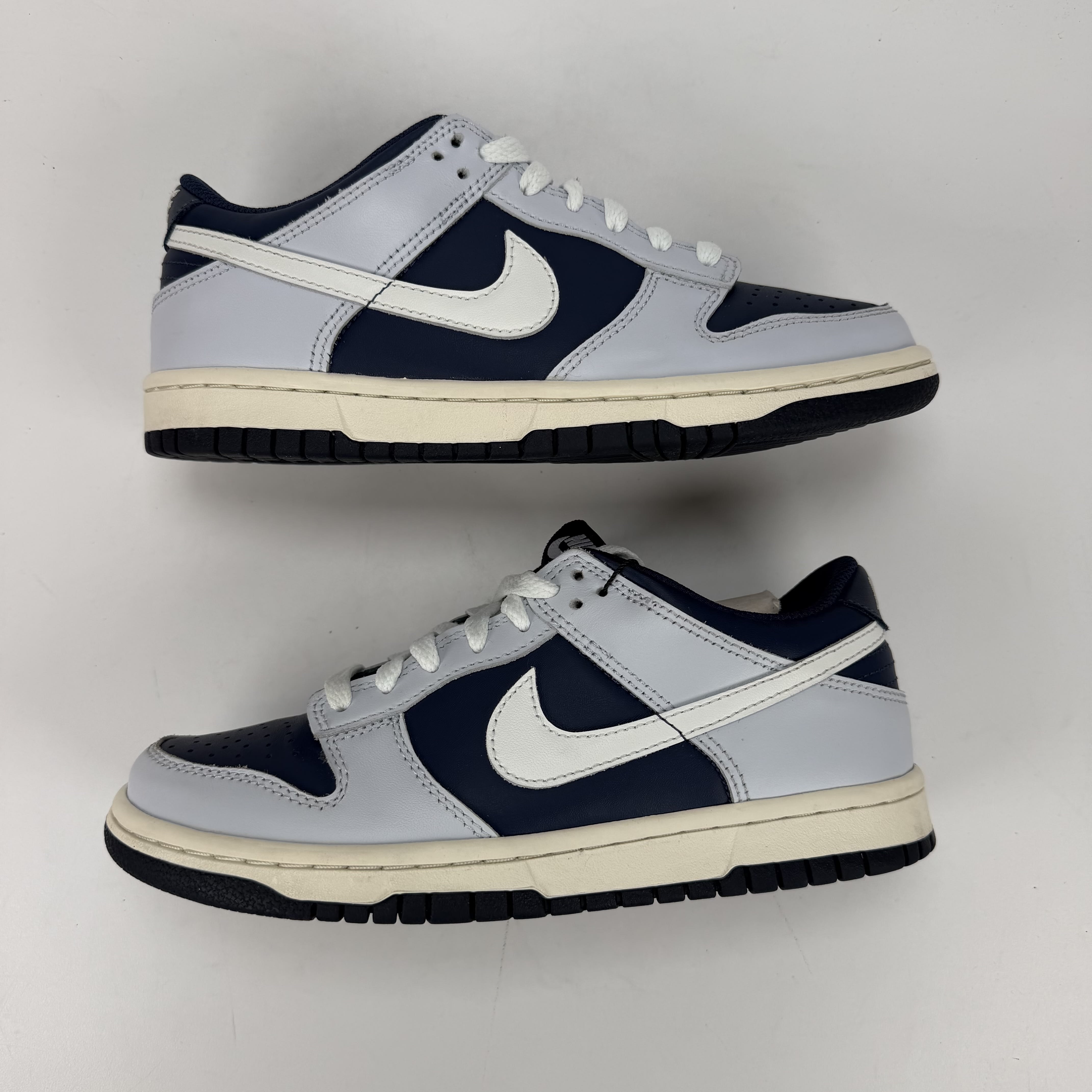 SP4769 Nike Dunk Low Football Grey Midnight Navy (GS)