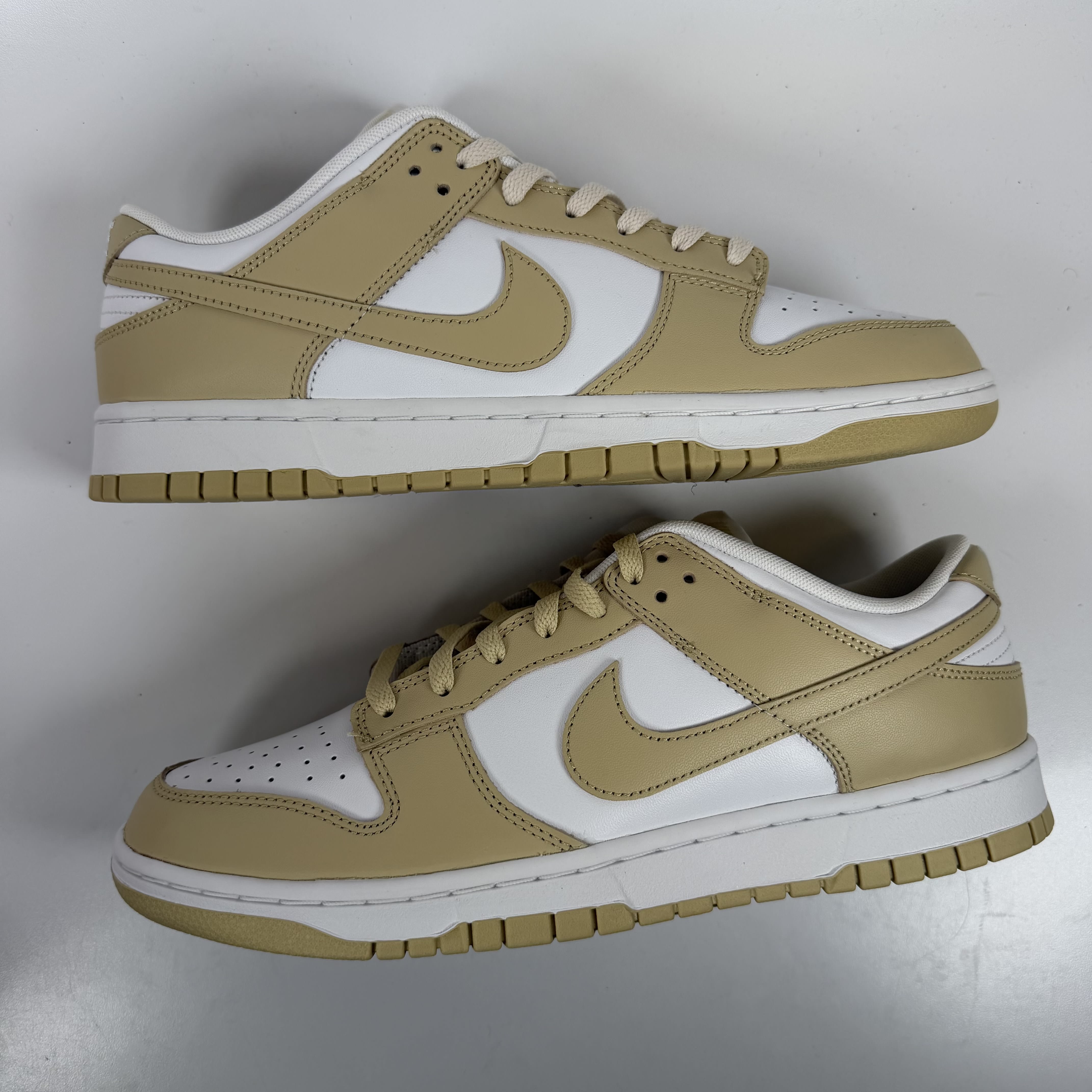 SP7877 Dunk Low 'Team Gold'