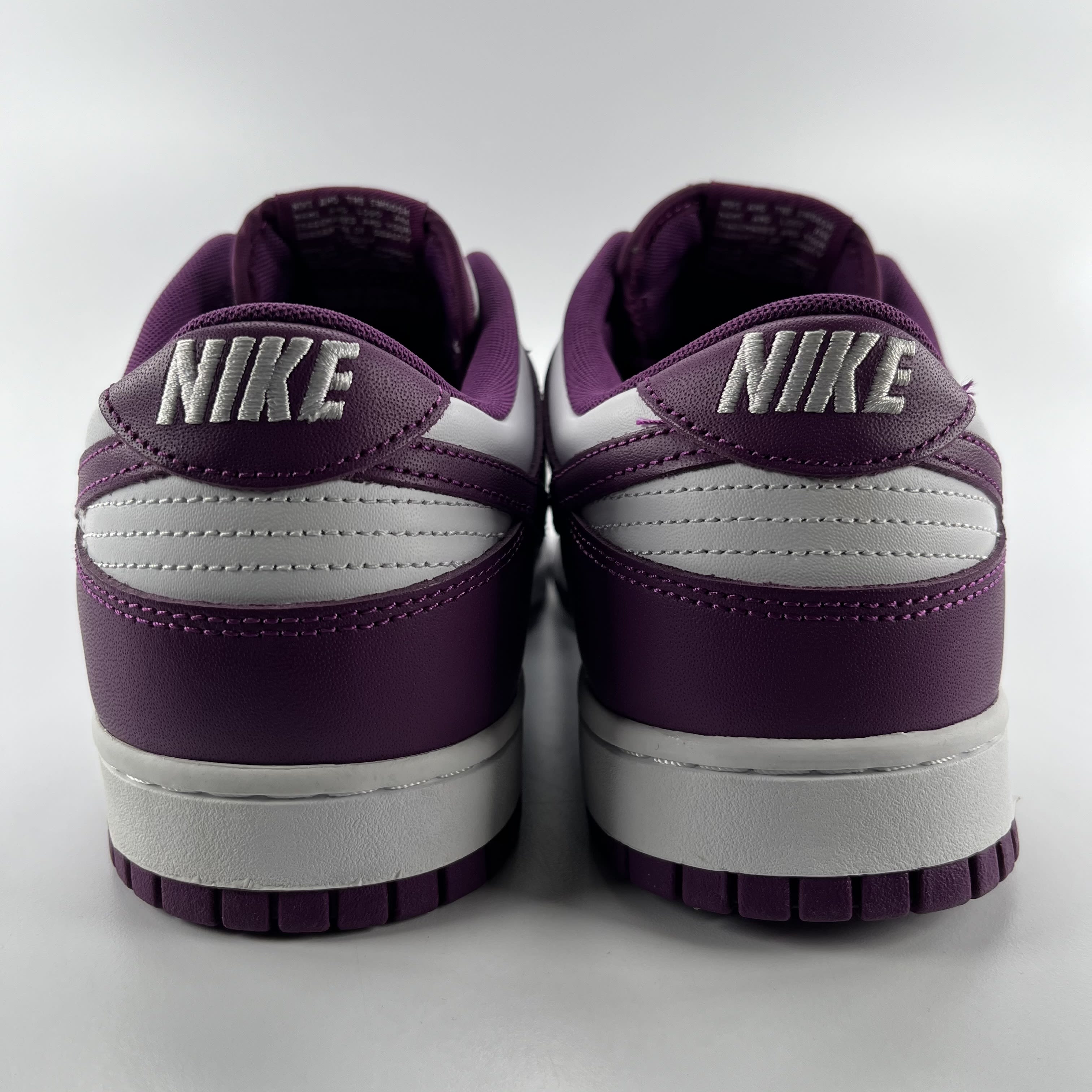 438683 Nike Dunk Low White Viotech
