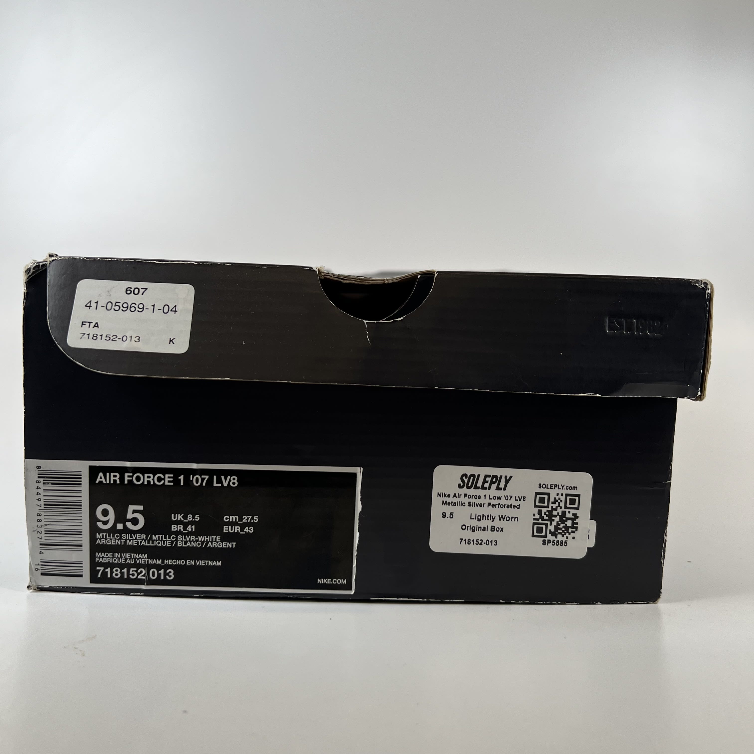 SP5685 Nike Air Force 1 Low '07 LV8 Metallic Silver Perforated