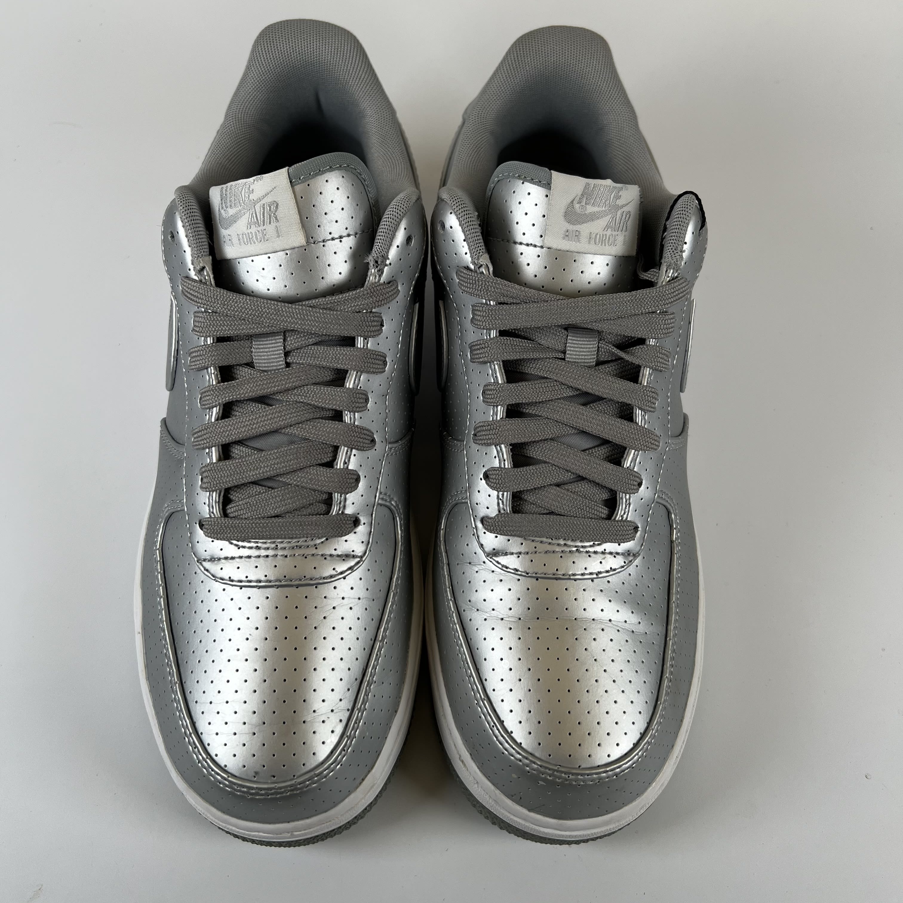 SP5685 Nike Air Force 1 Low '07 LV8 Metallic Silver Perforated