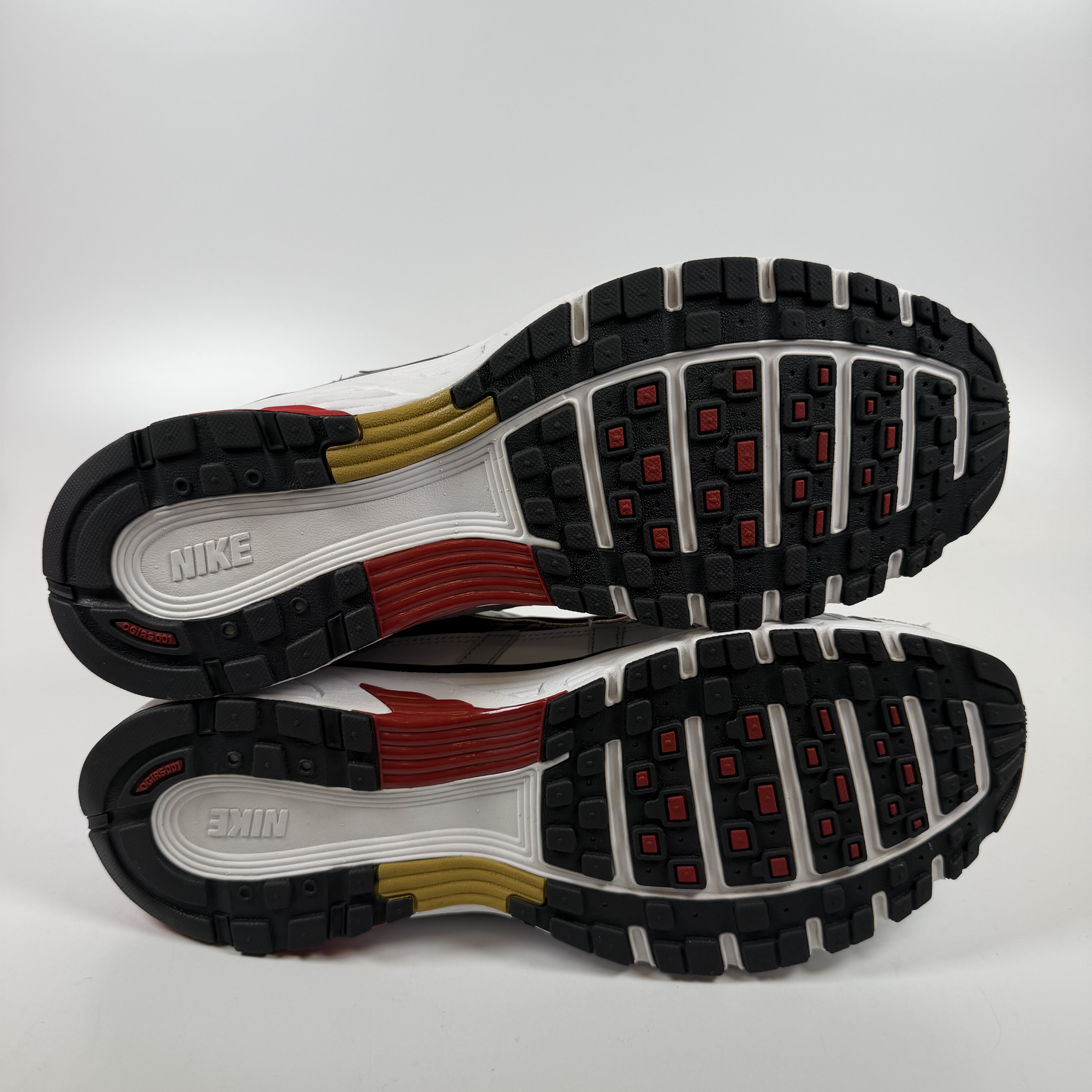 SP7802 Nike P-6000 Platinum Varsity Red