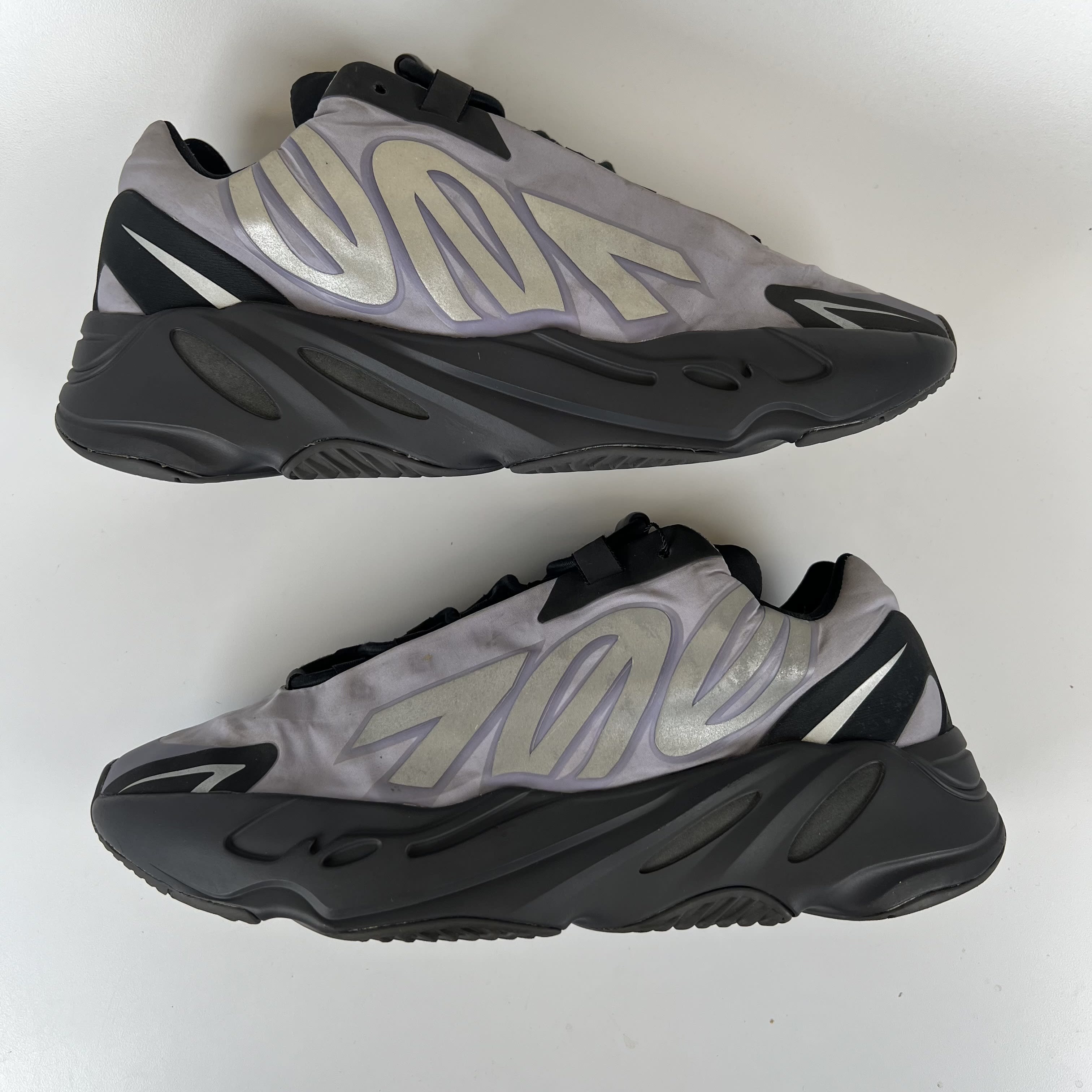 SP6066 Yeezy Boost 700 MNVN 'Geode'