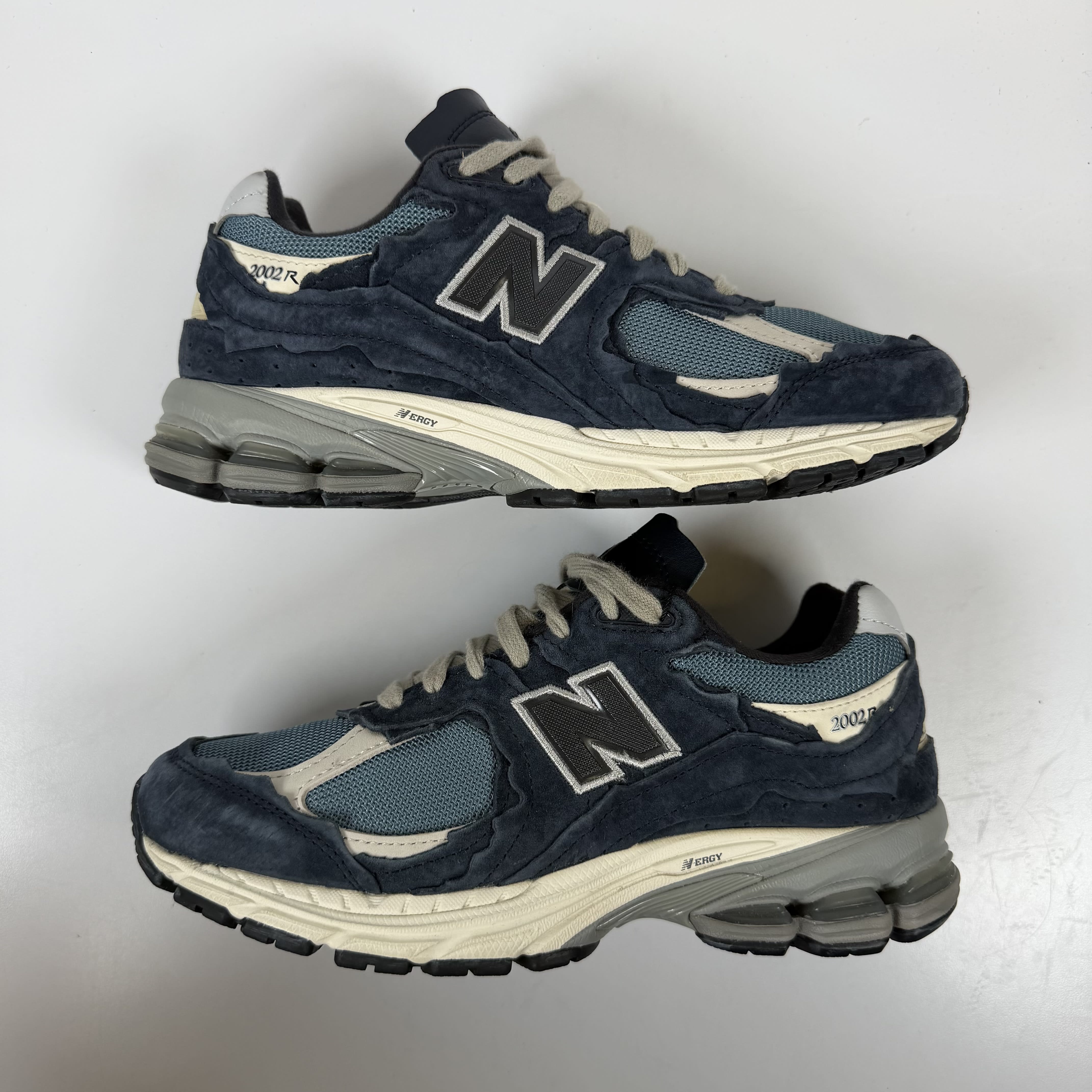 SP8158 2002R 'Protection Pack - Dark Navy'