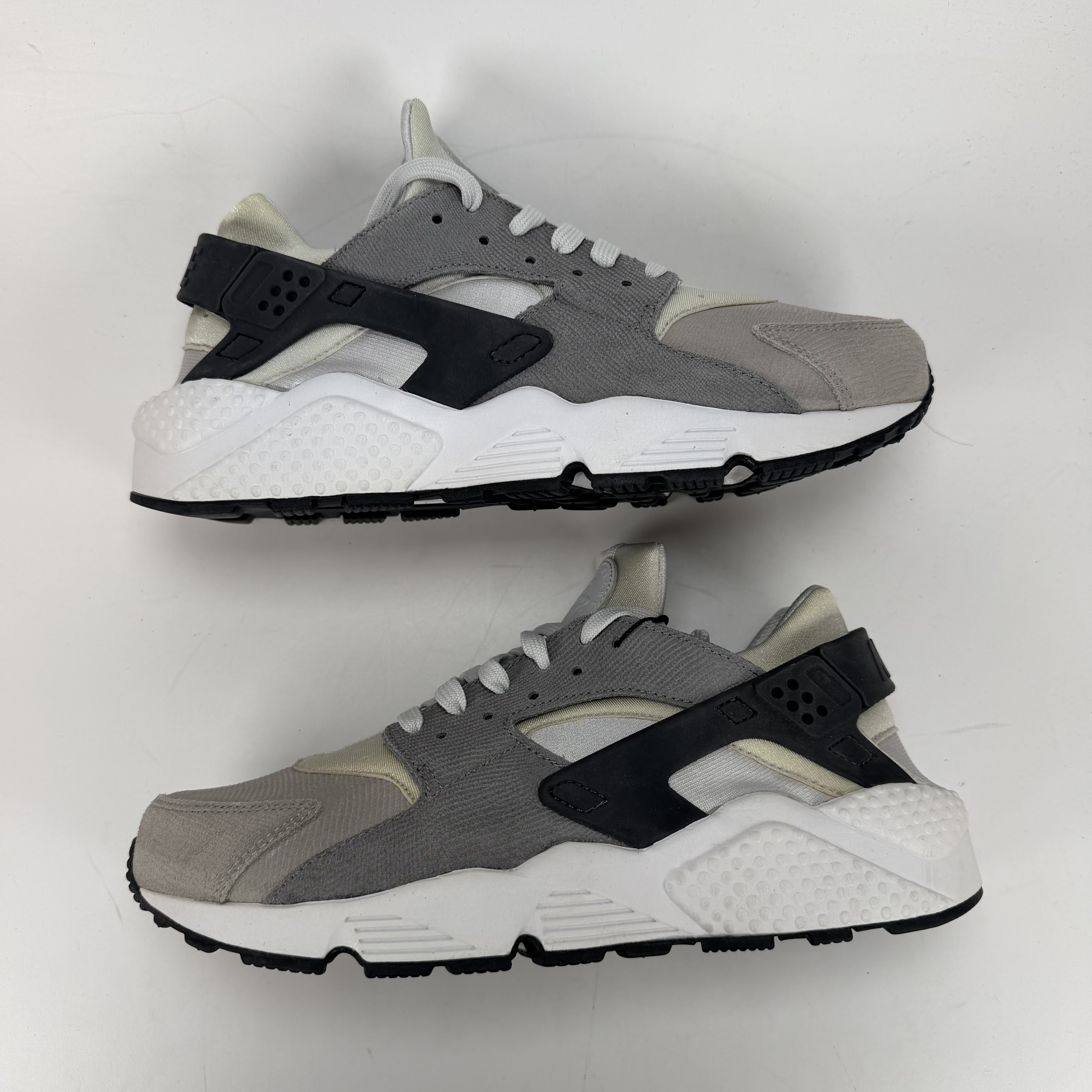 SP5209 AIR HUARACHE RUN PRM MNS WMNS "Grey" 683818 009