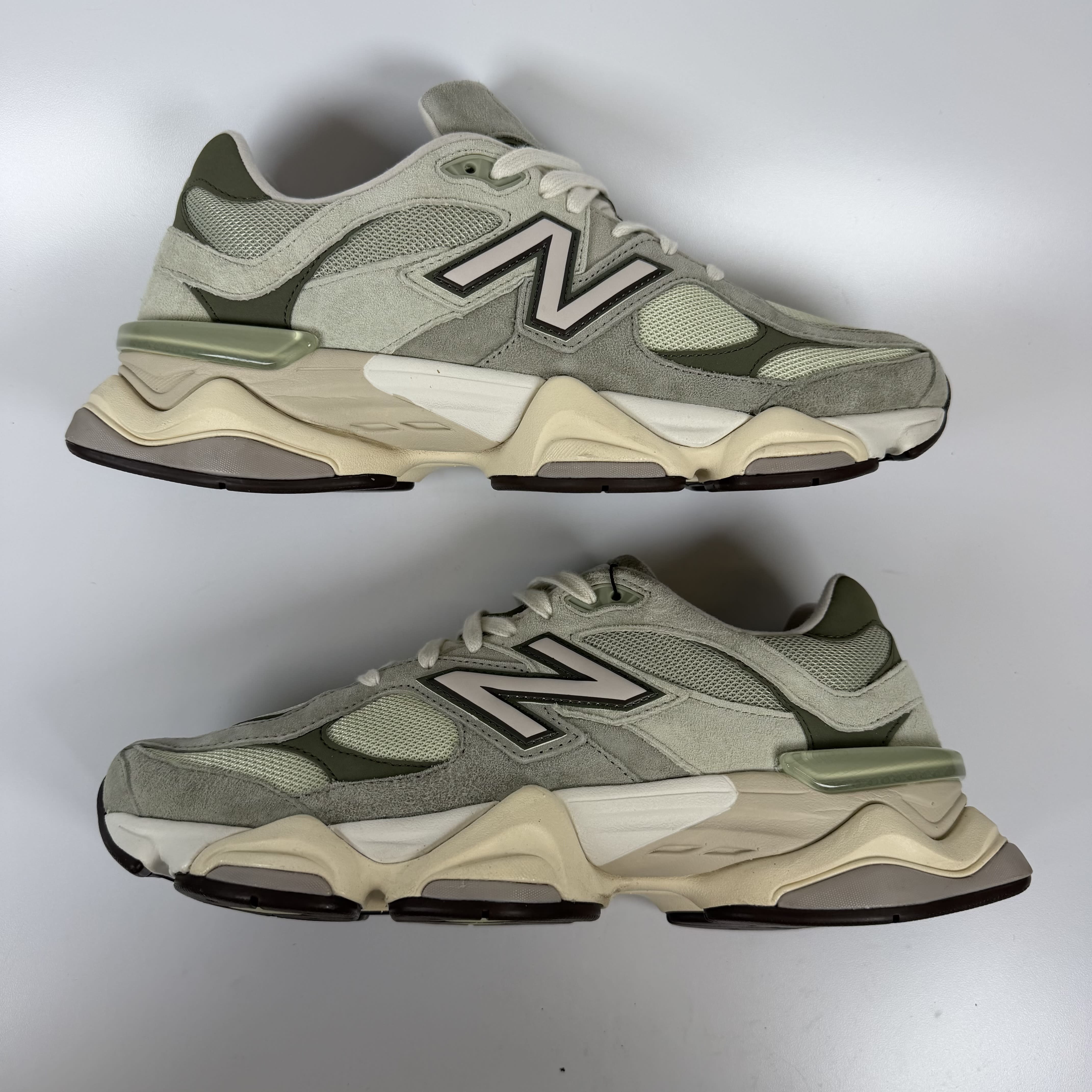 SP7848 New Balance 9060 Olivine