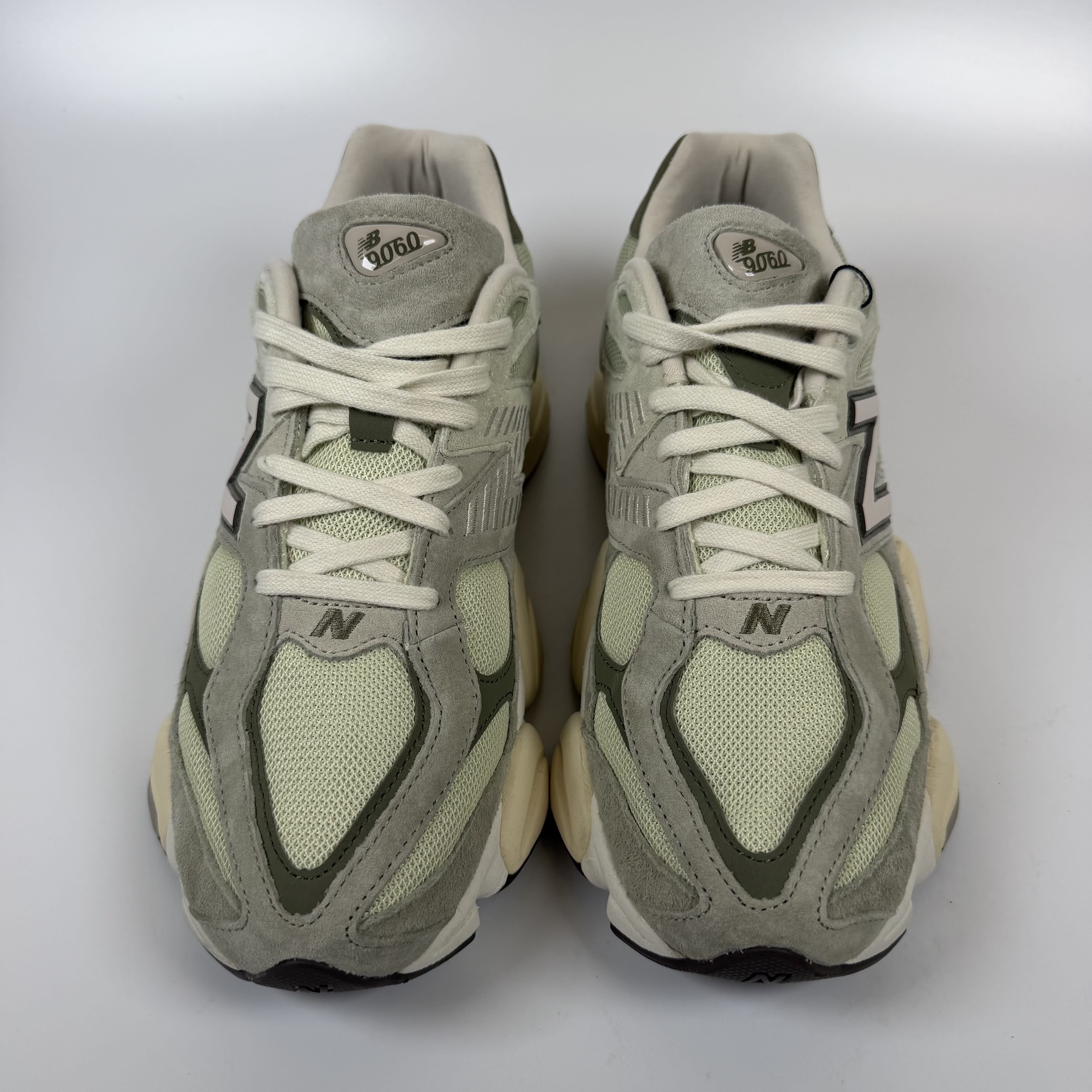 SP7848 New Balance 9060 Olivine