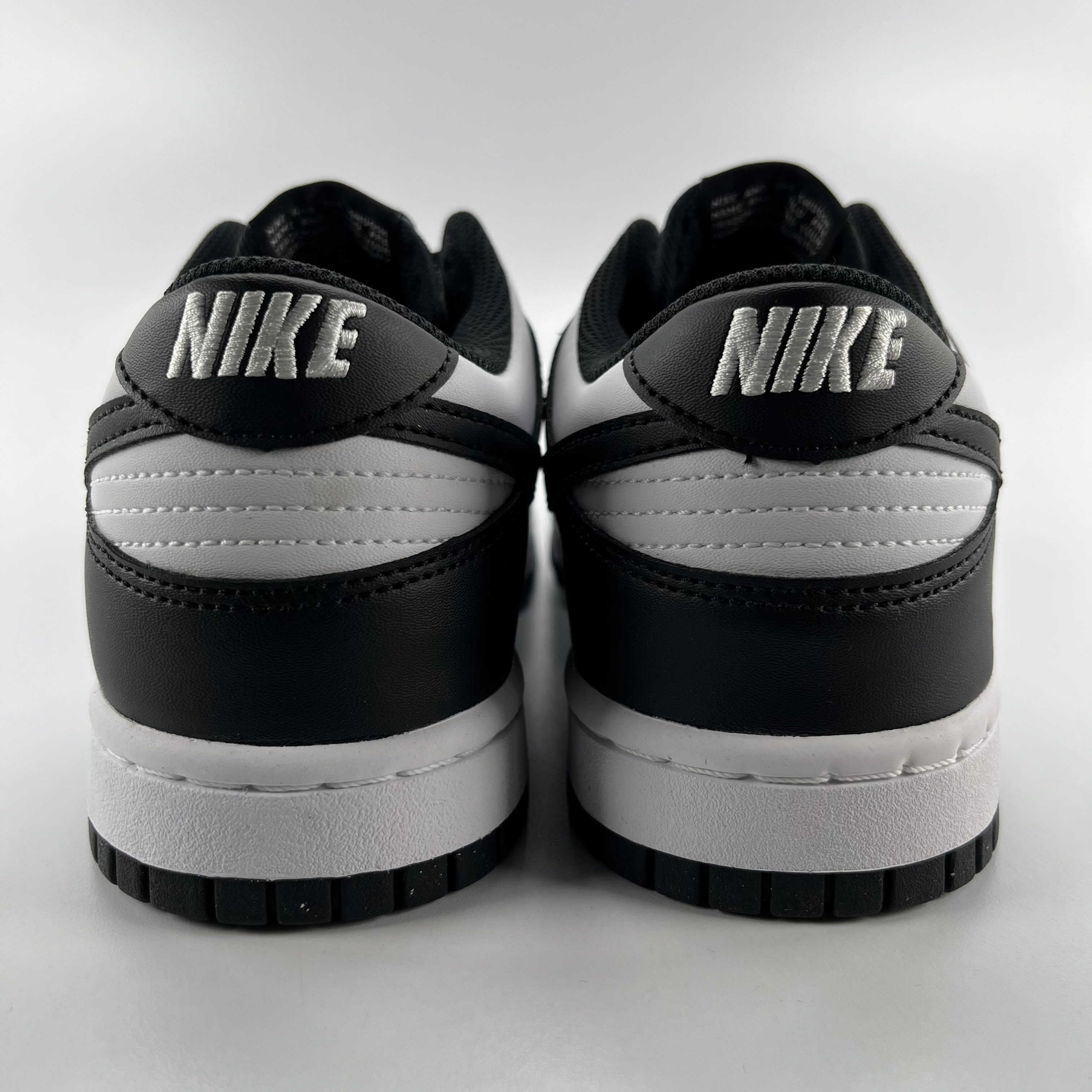 [280707] Wmns Dunk Low Next Nature 'Panda'