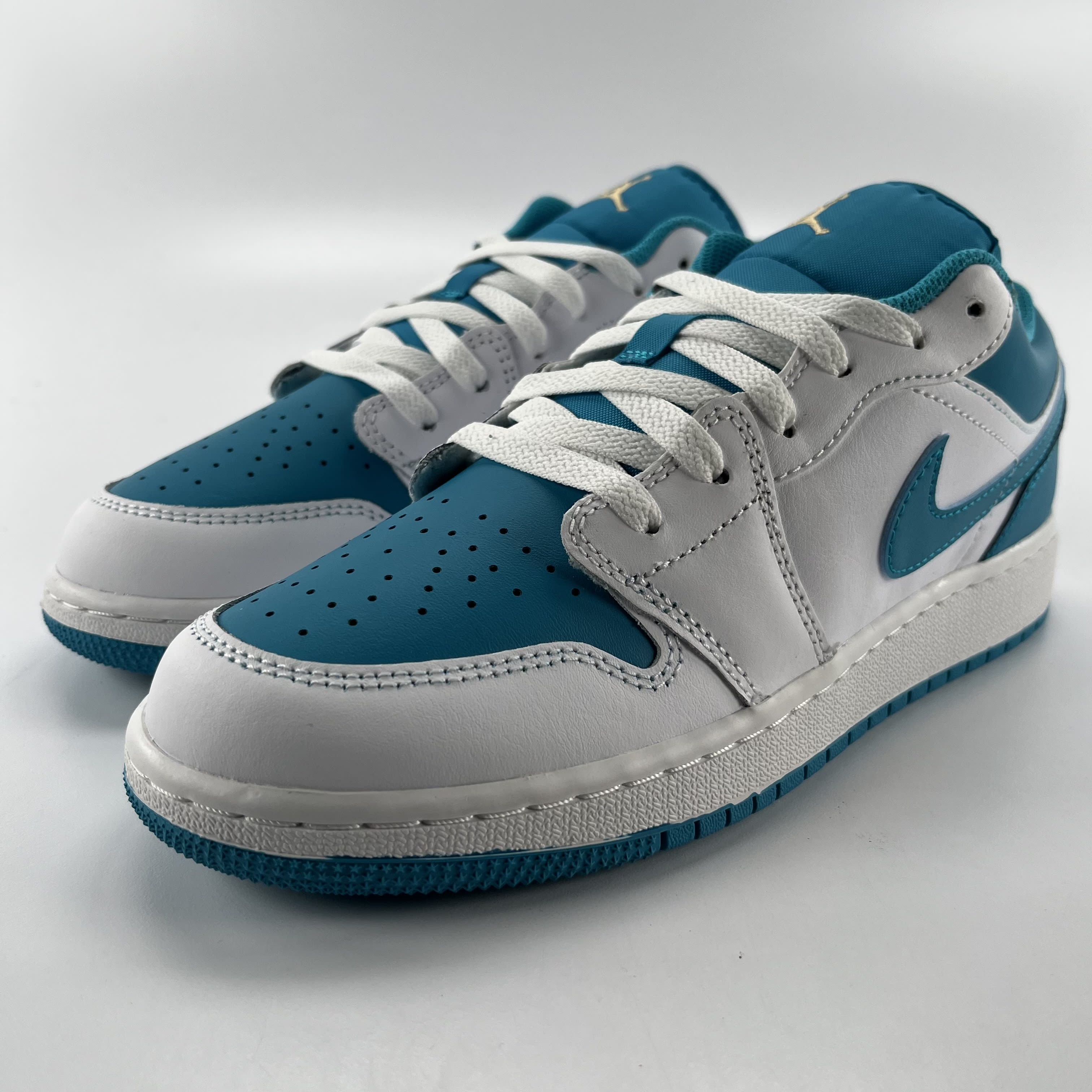 338501 Jordan 1 Low Aquatone (GS)