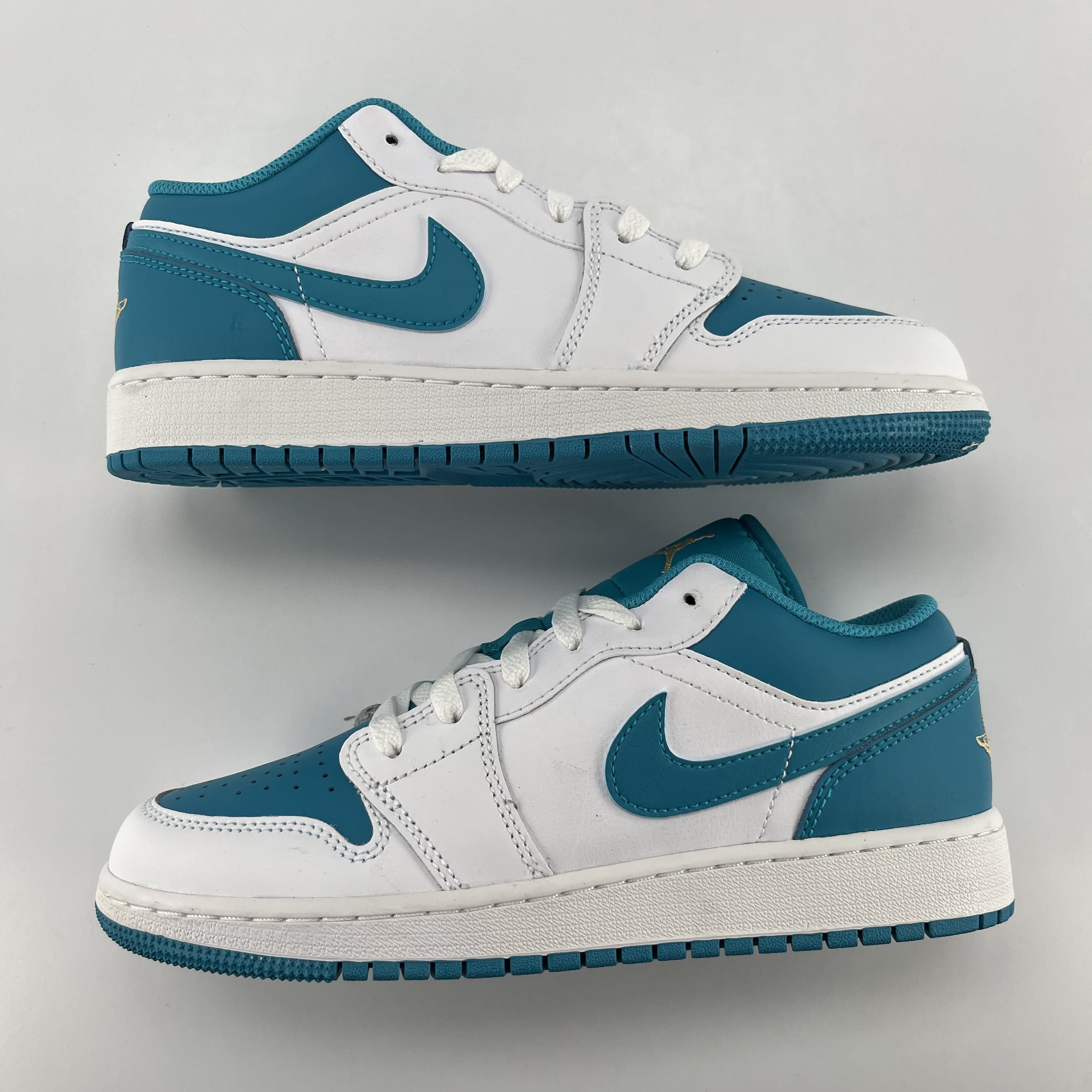 338503 Jordan 1 Low Aquatone (GS)