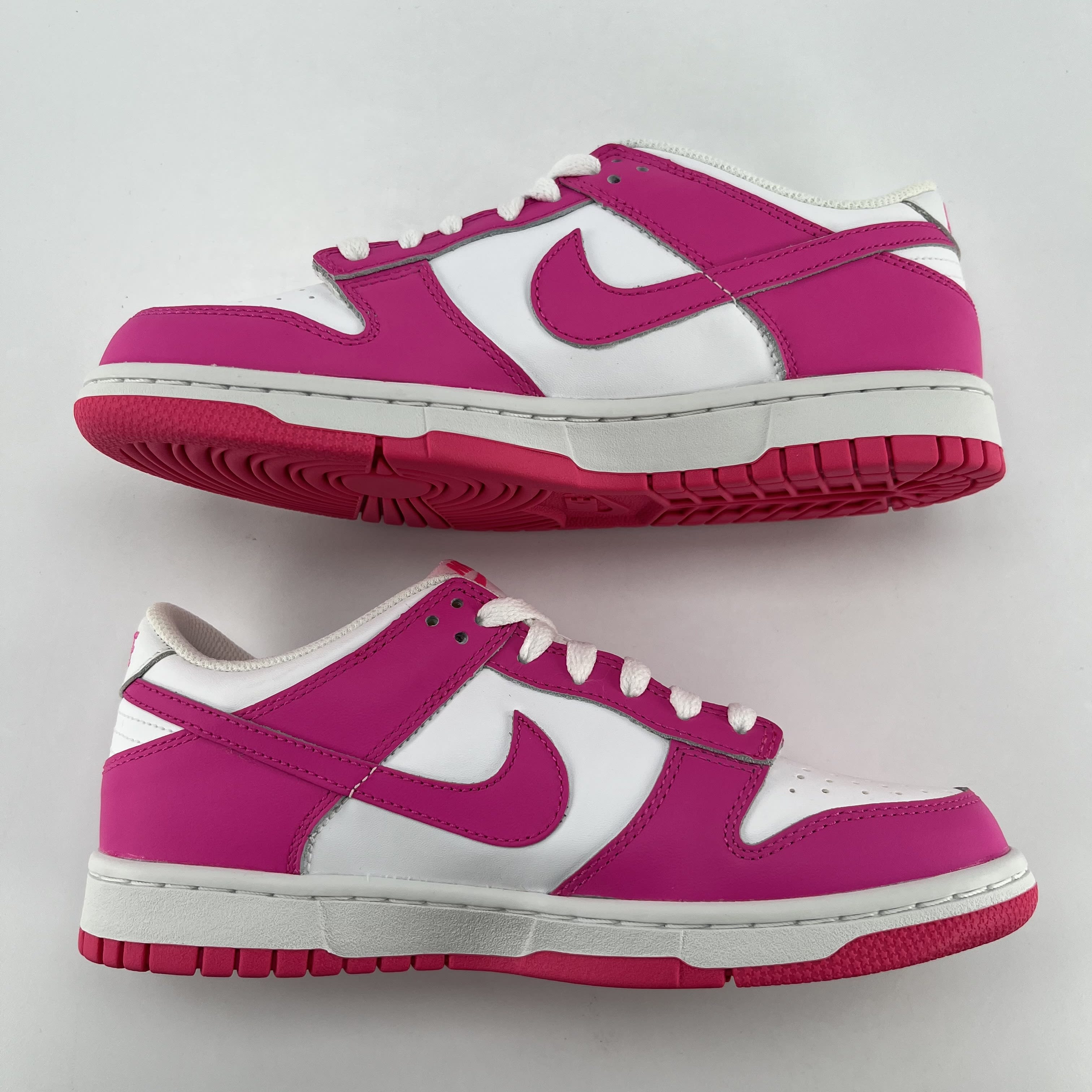 269416 Nike Dunk Low Laser Fuchsia (GS)