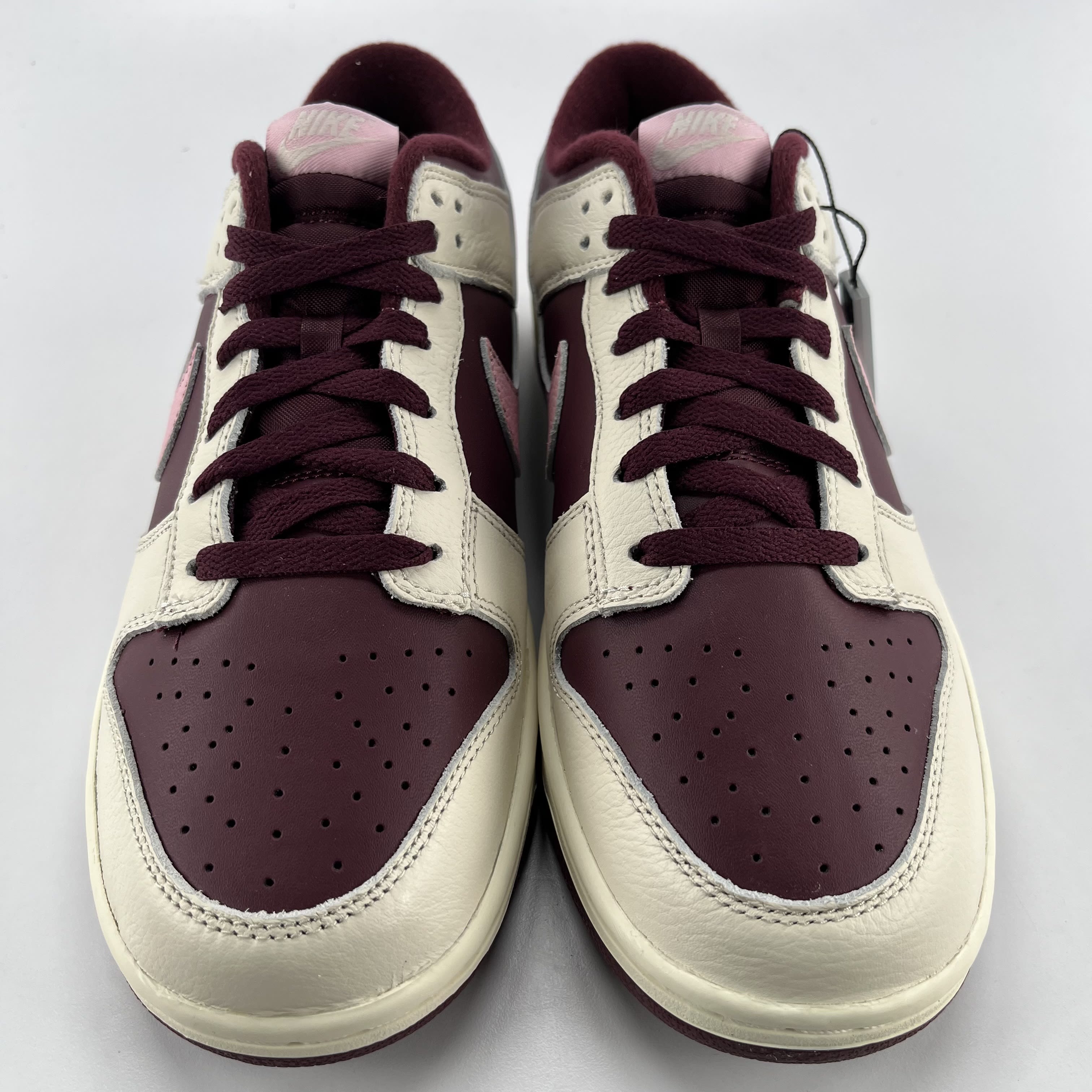 436917 Dunk Low Premium 'Valentine's Day'