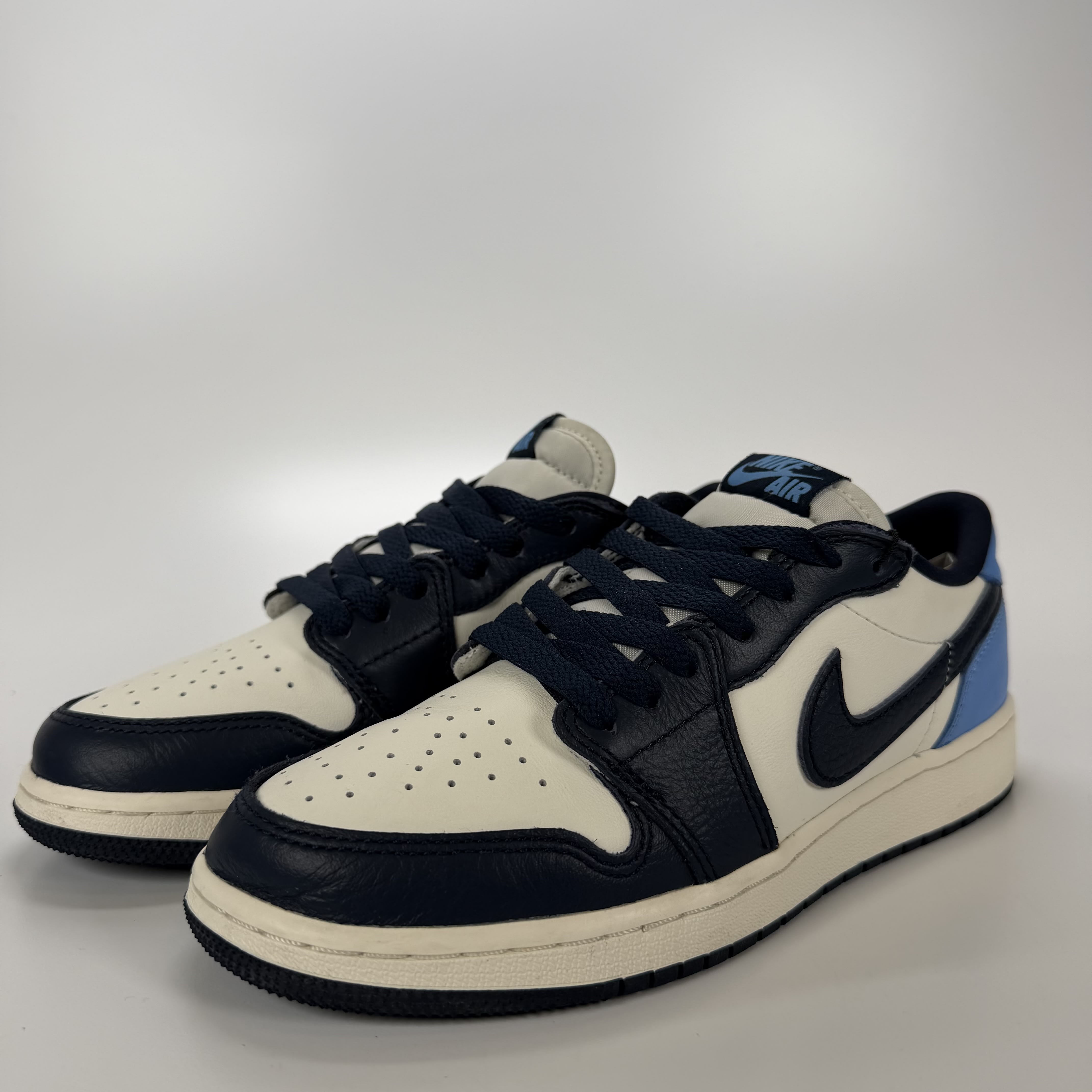 SP5221 Jordan 1 Low OG Obsidian UNC (GS)