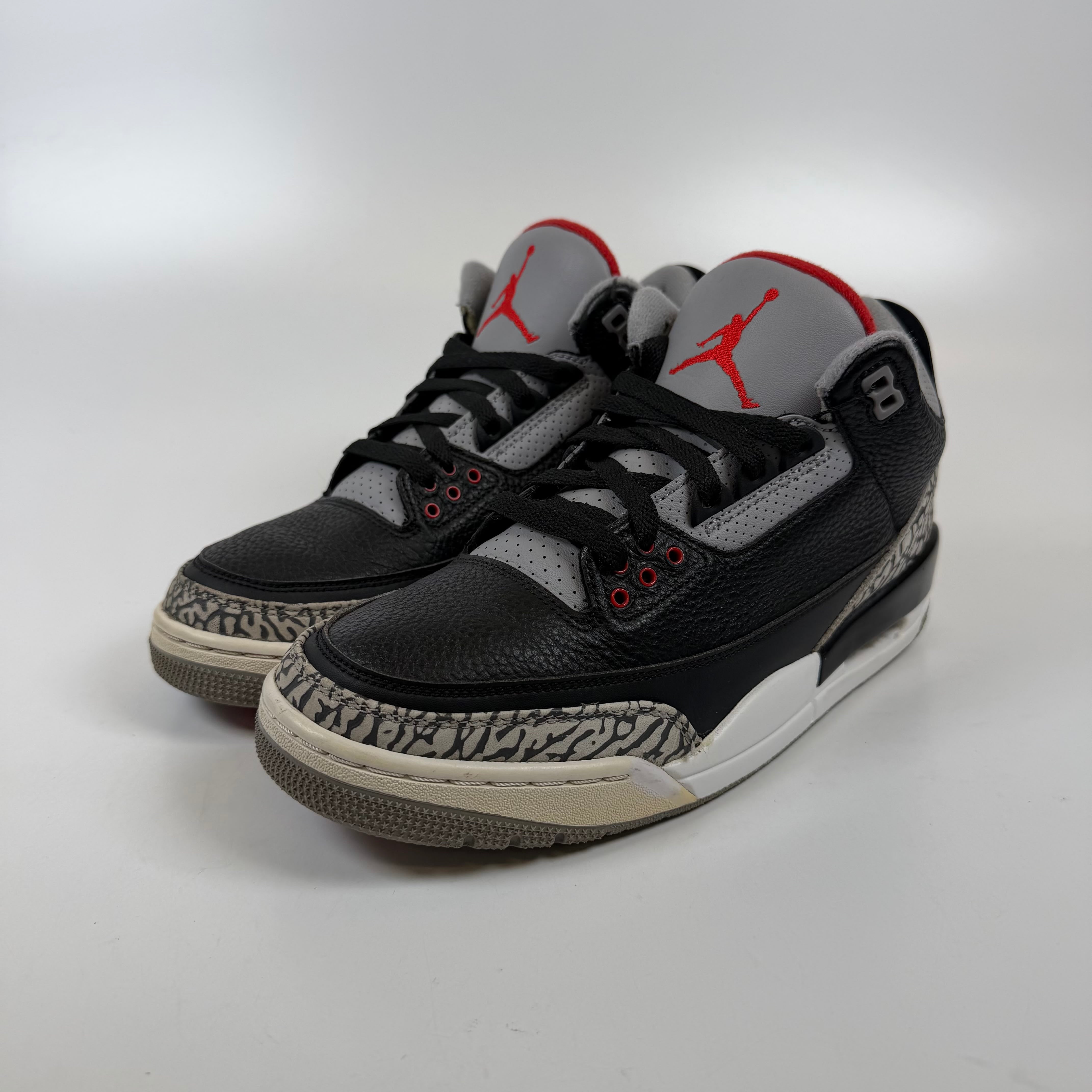 SP10675 Jordan 3 Retro Black Cement (2018)