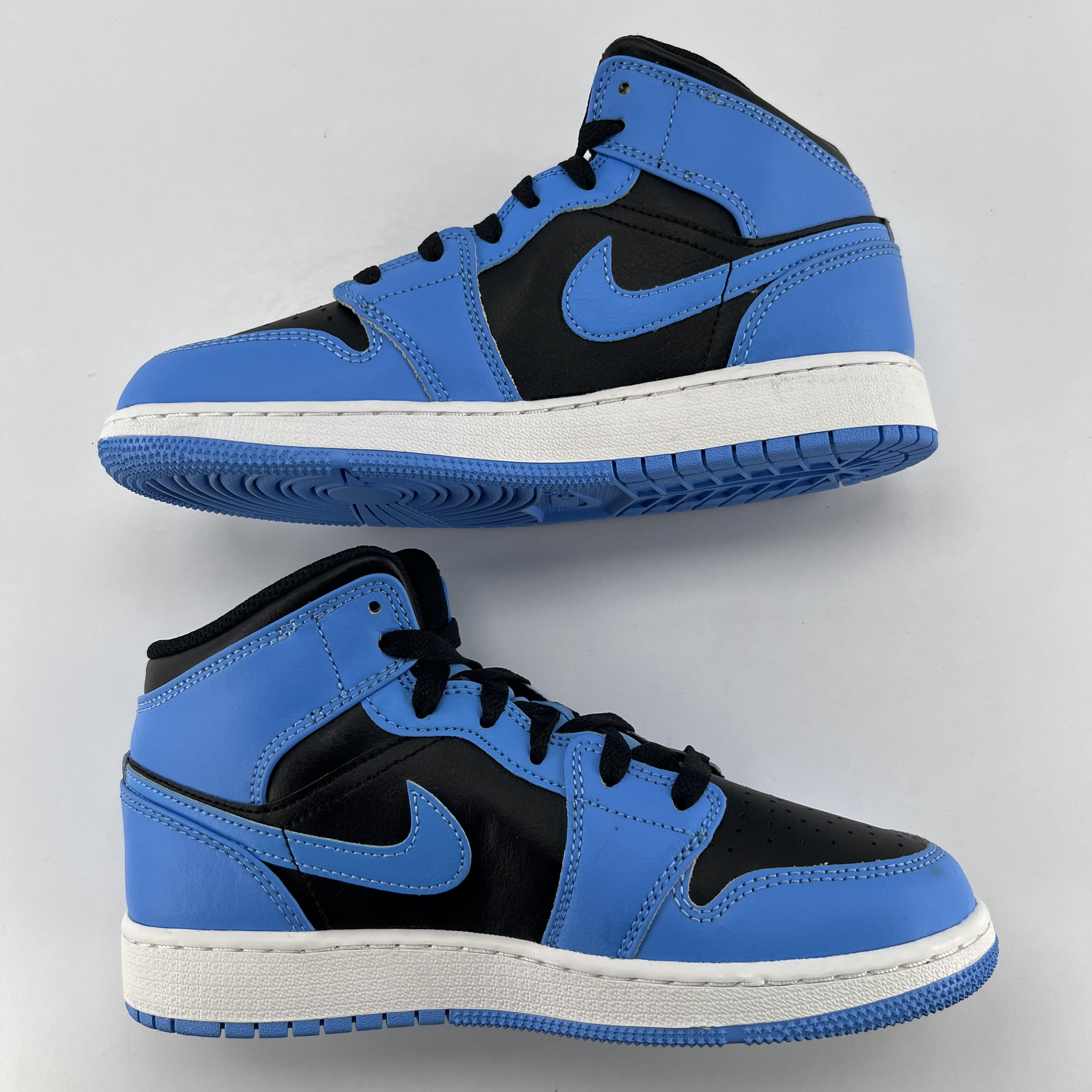 263181 Jordan 1 Mid University Blue Black (GS)