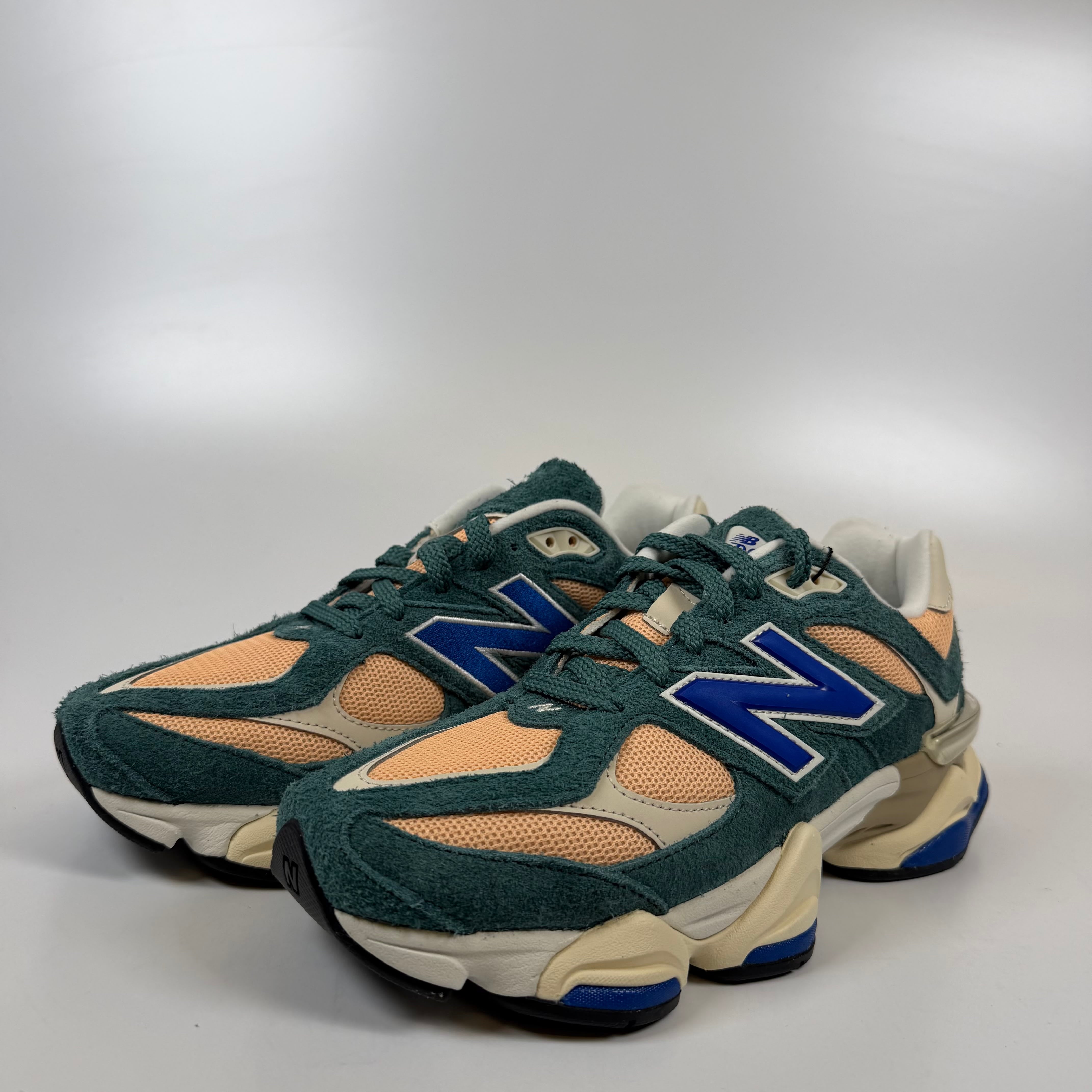 SP11182 New Balance 9060 New Spruce Purple