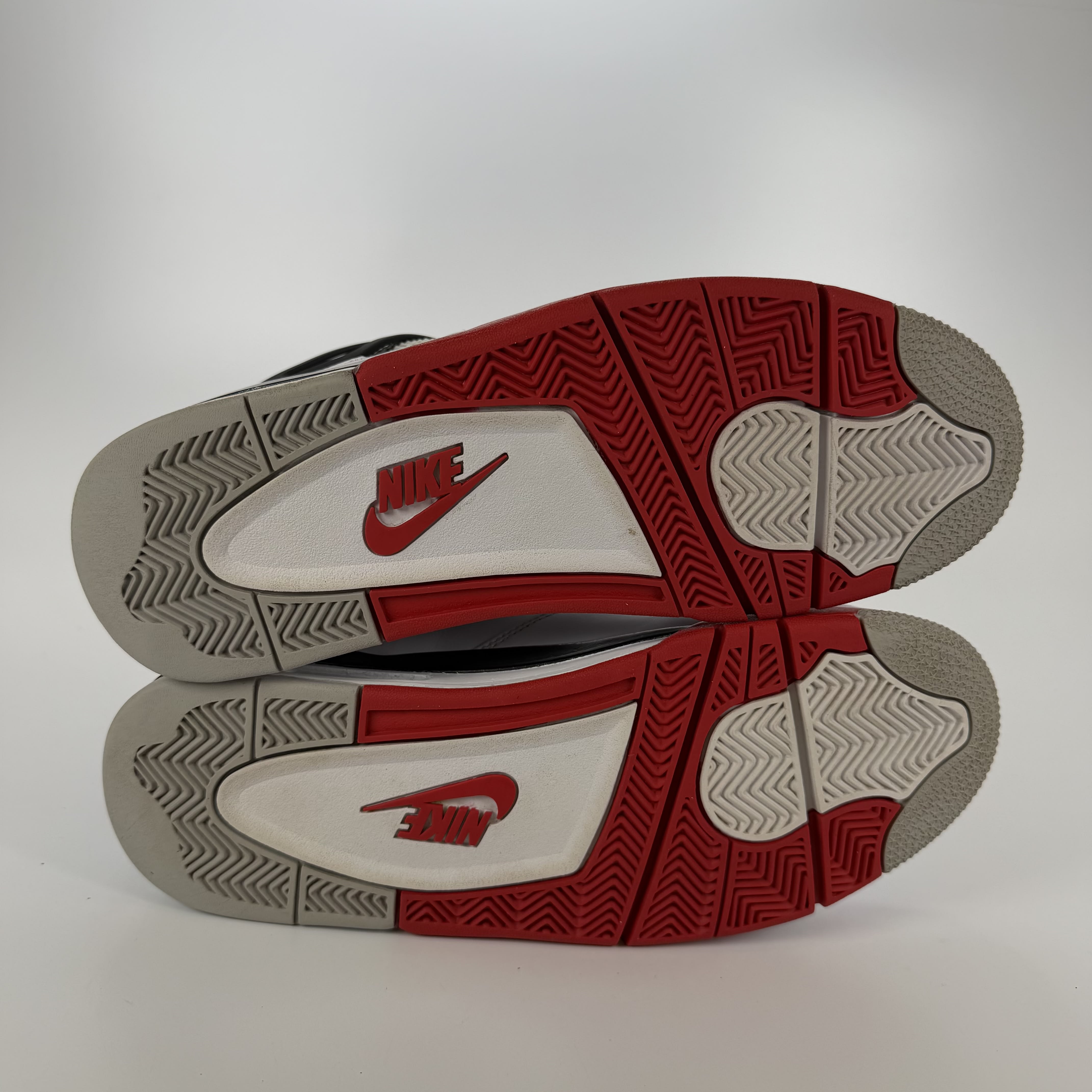 SP3787 Jordan 4 Retro Fire Red (2020)