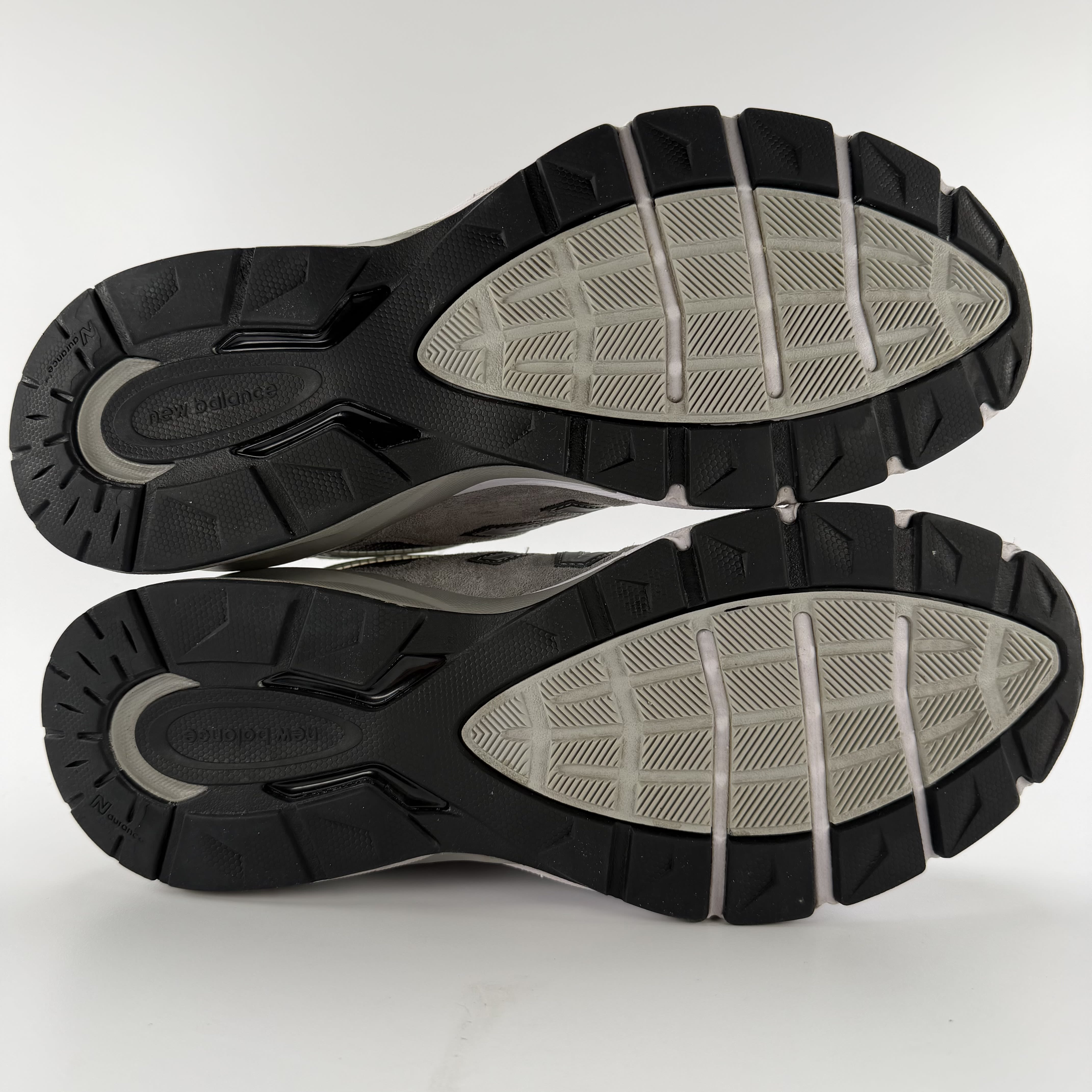 280345 990v5 Made In USA Grey