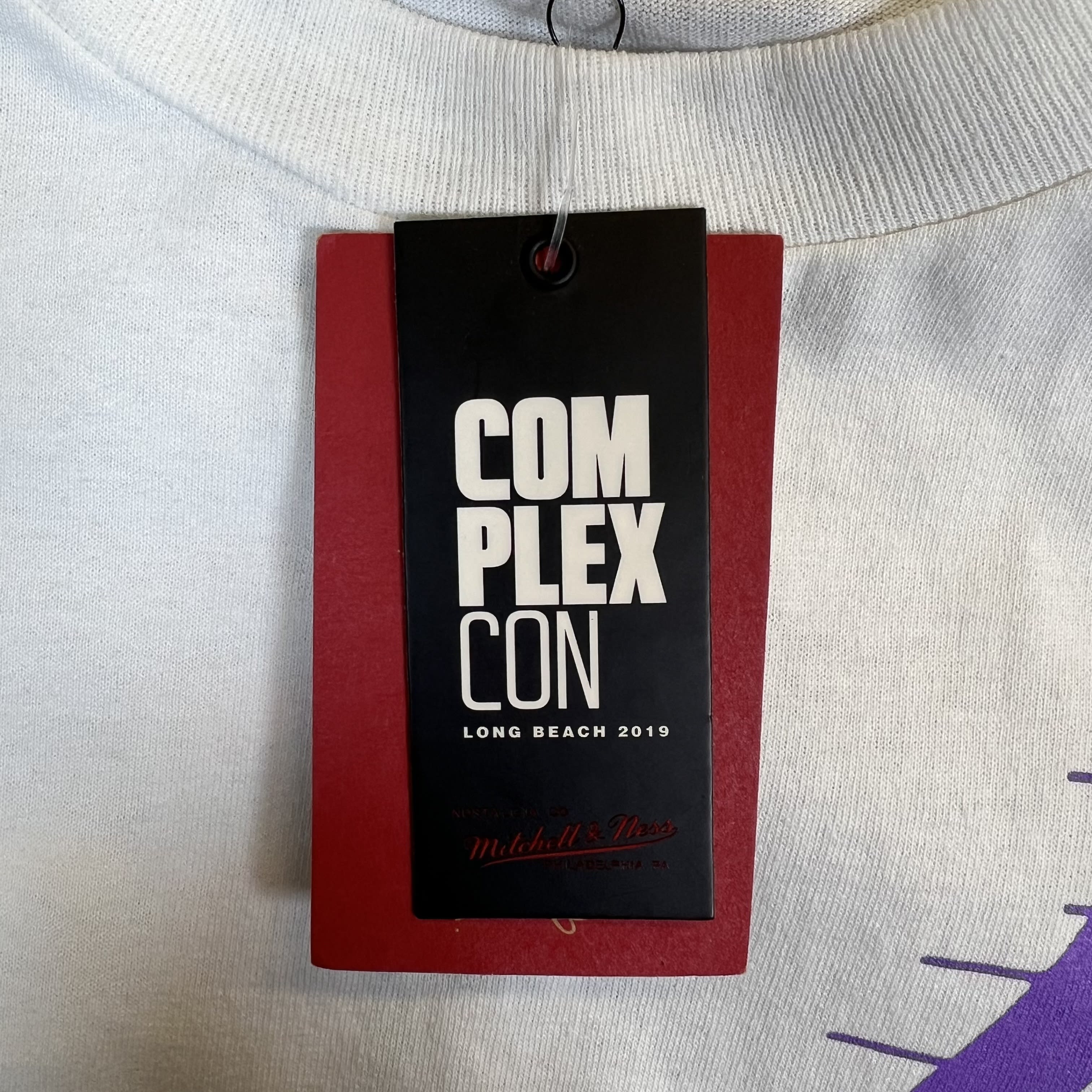 278968 Takashi Murakami ComplexCon x LA Lakers M&N Triangle L/S Tee White