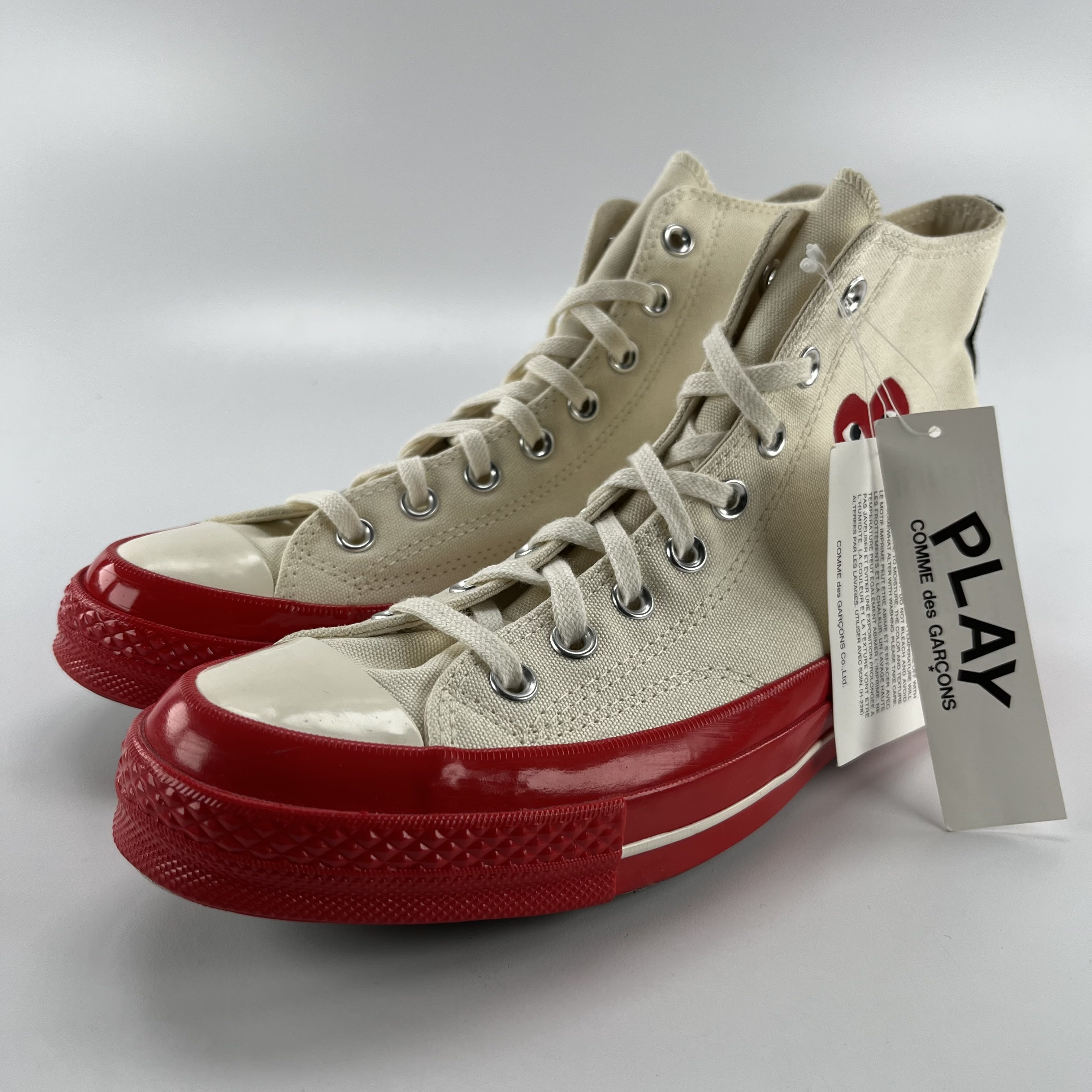 257050 Comme des Garcons PLAY Converse Chuck Taylor All Star 70 Hi Egret Red Midsole
