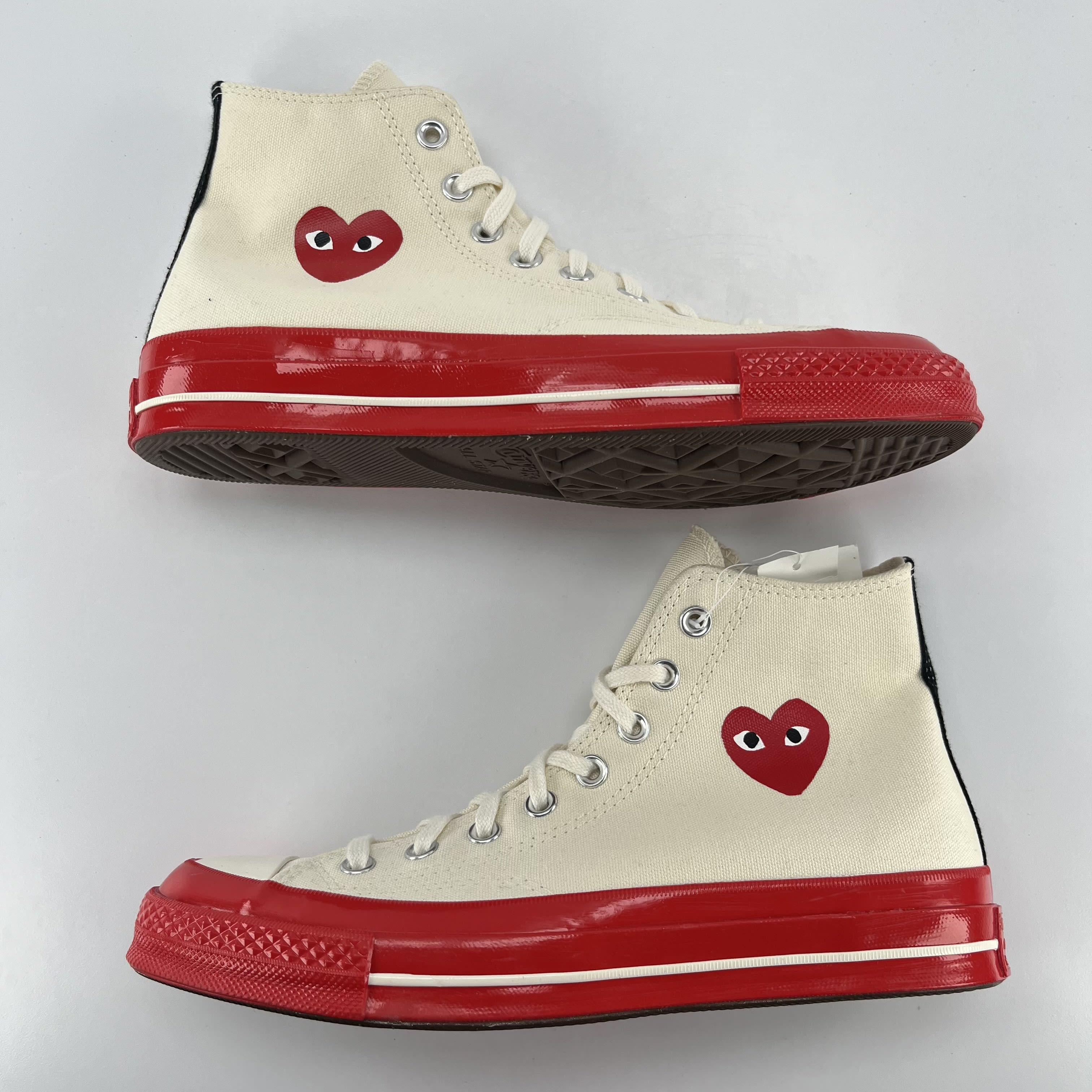 257050 Comme des Garcons PLAY Converse Chuck Taylor All Star 70 Hi Egret Red Midsole