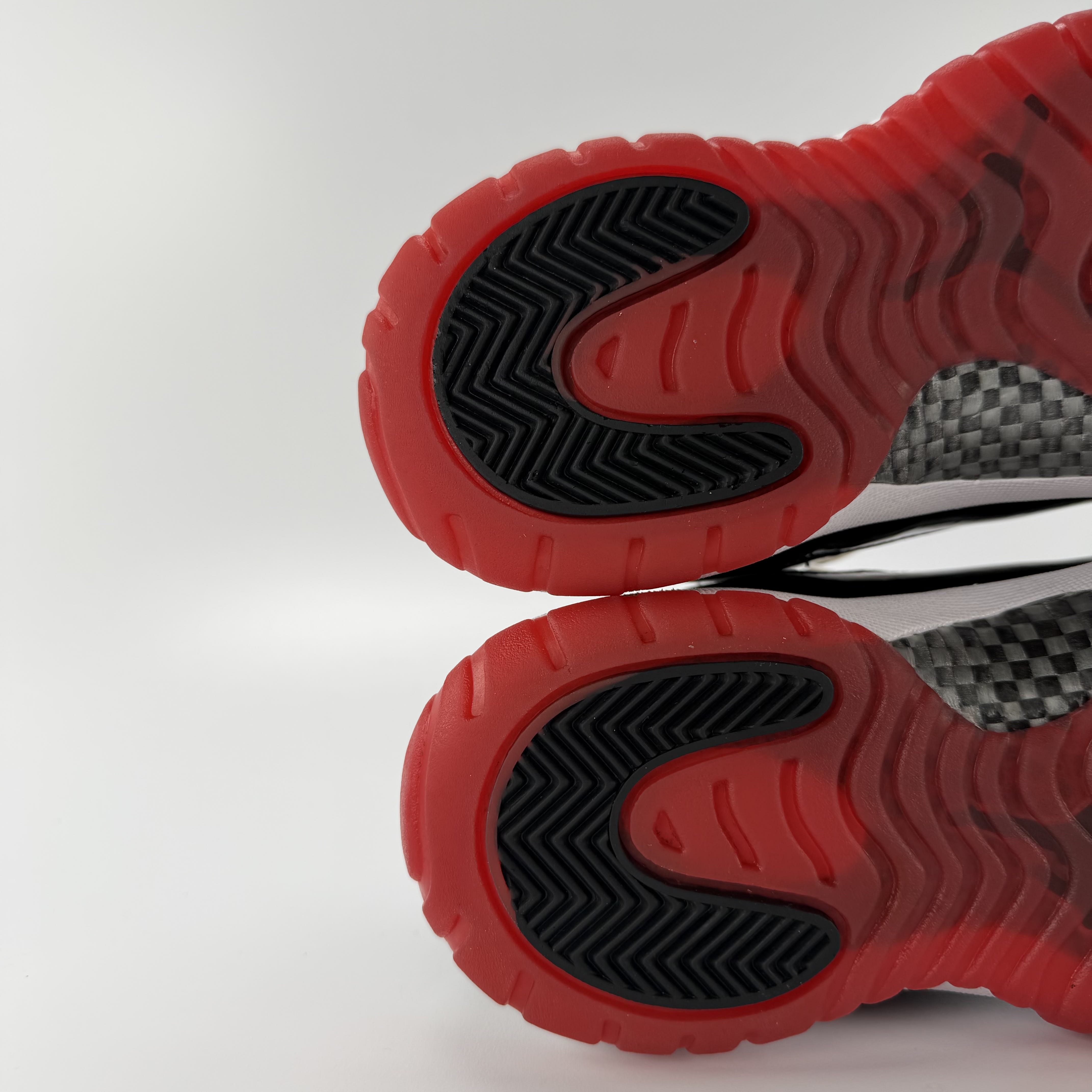 713049 Air Jordan 11 Retro Low GS 'Concord-Bred'