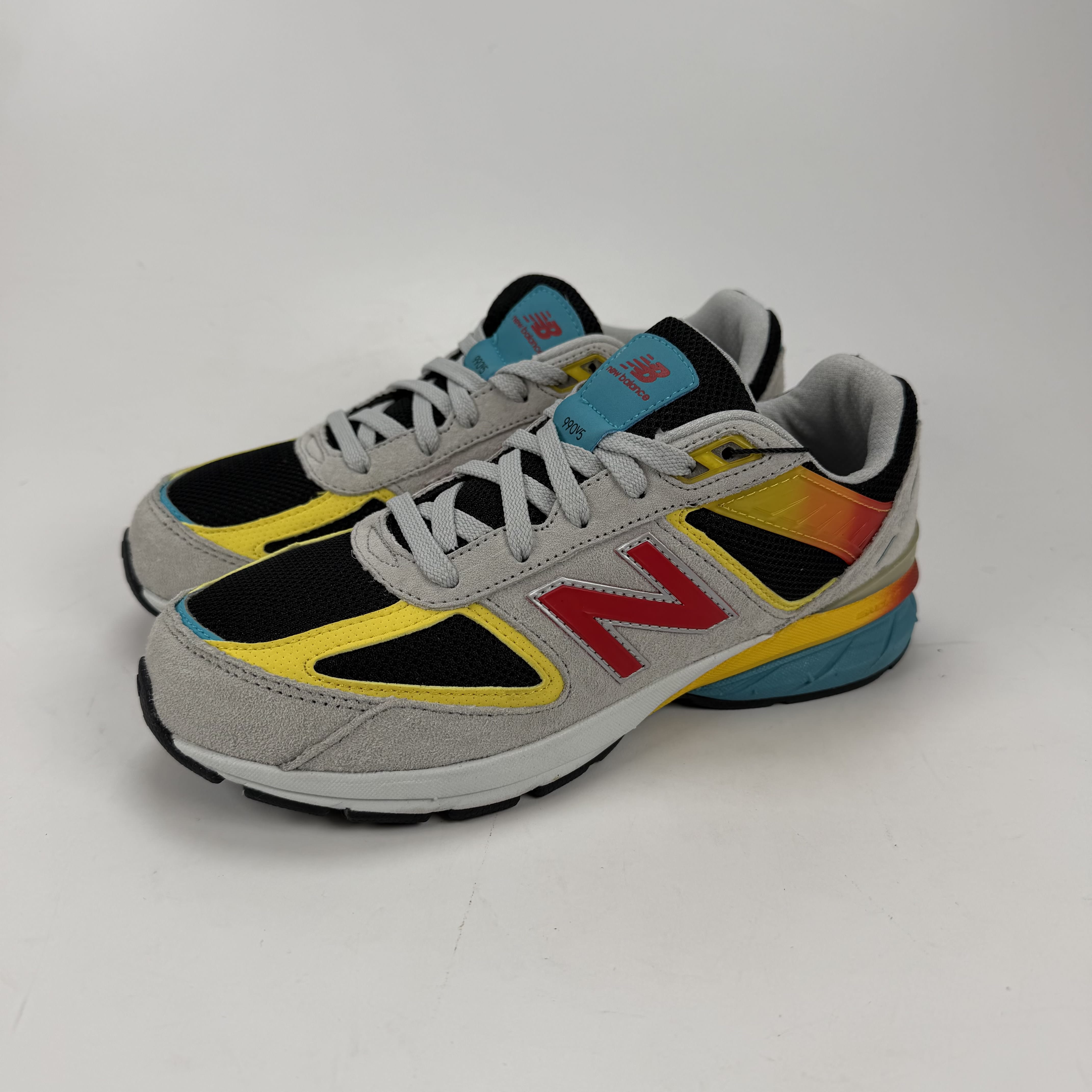 SP5509 New Balance 990 v5