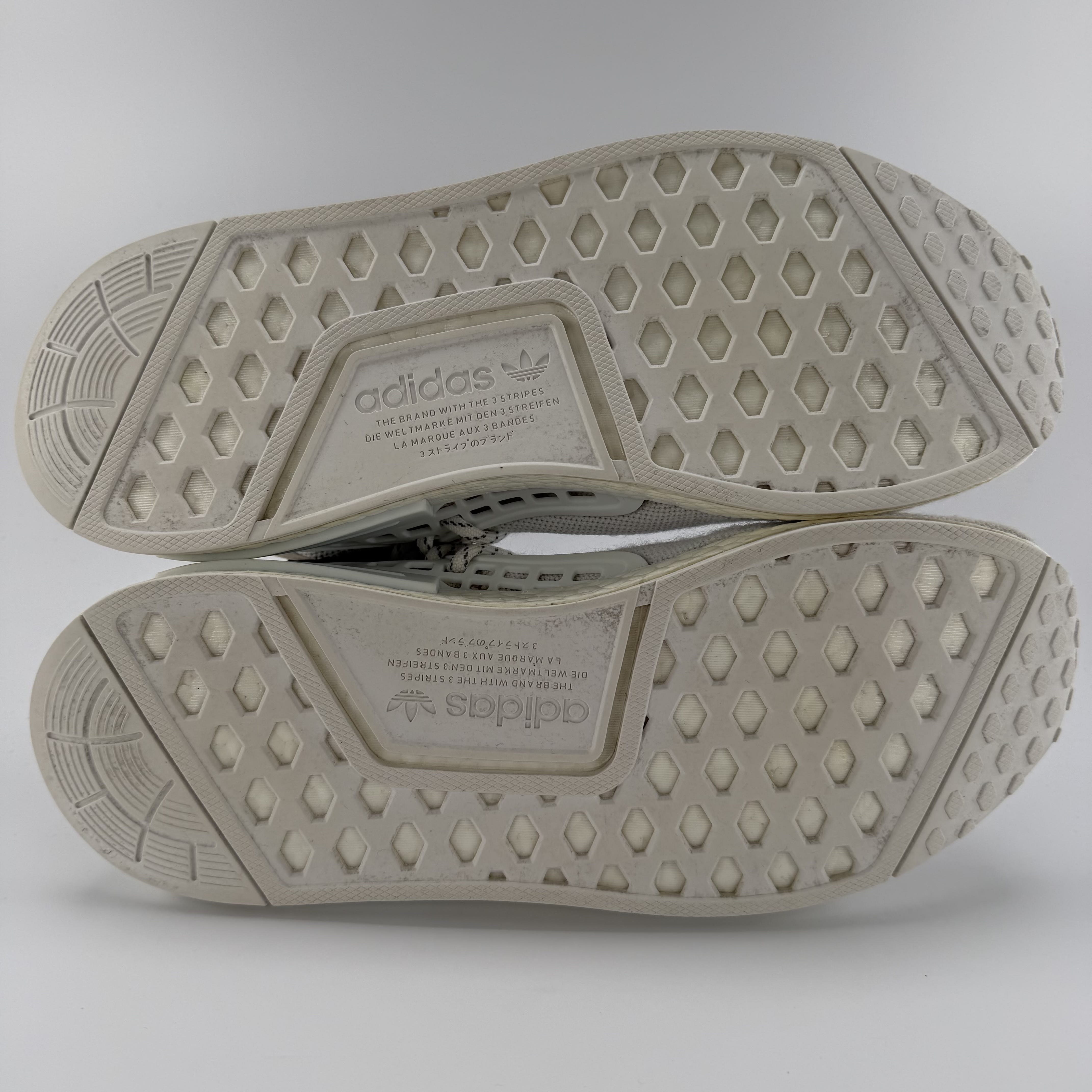 824490 adidas NMD Hu Pharrell Extra Eye White