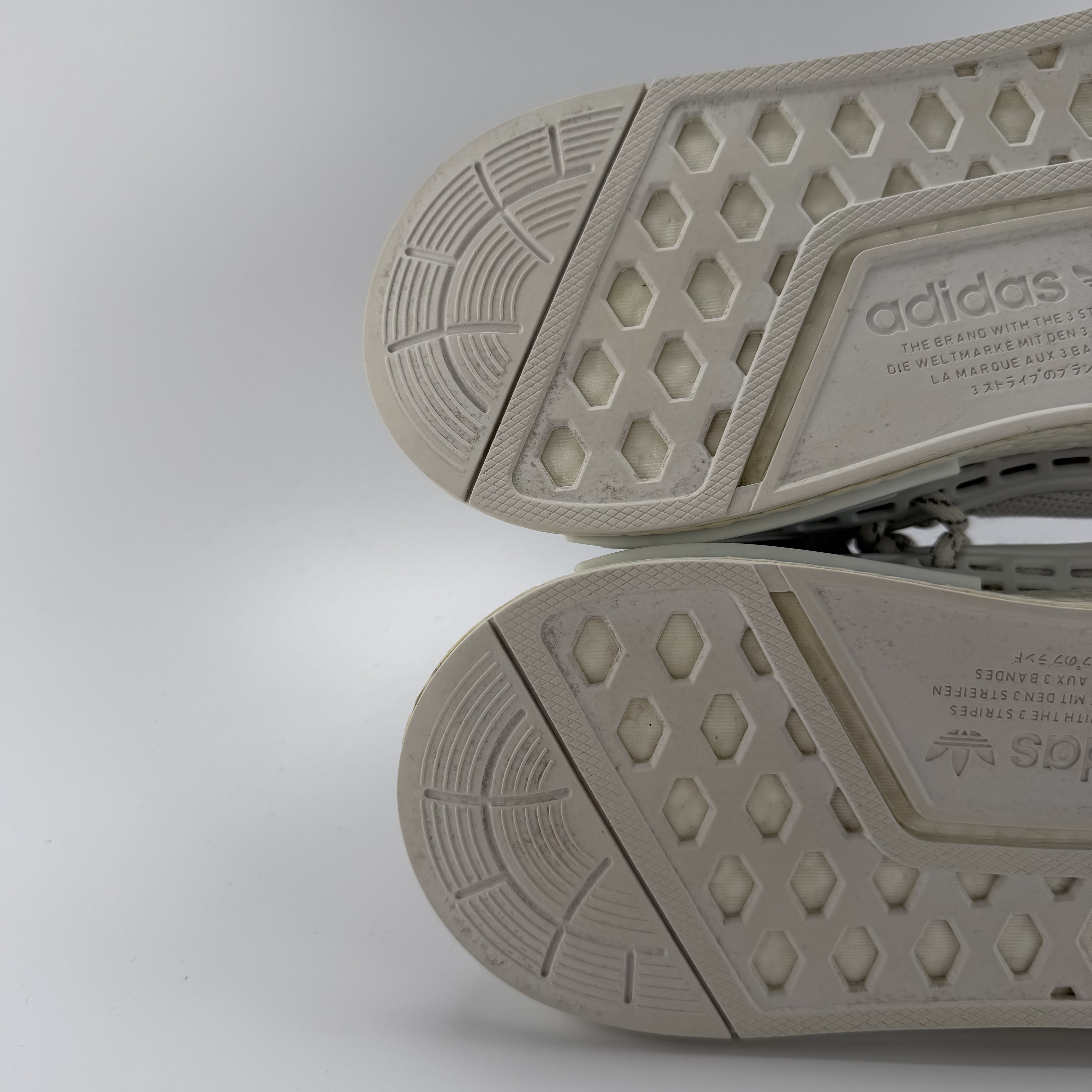824490 adidas NMD Hu Pharrell Extra Eye White