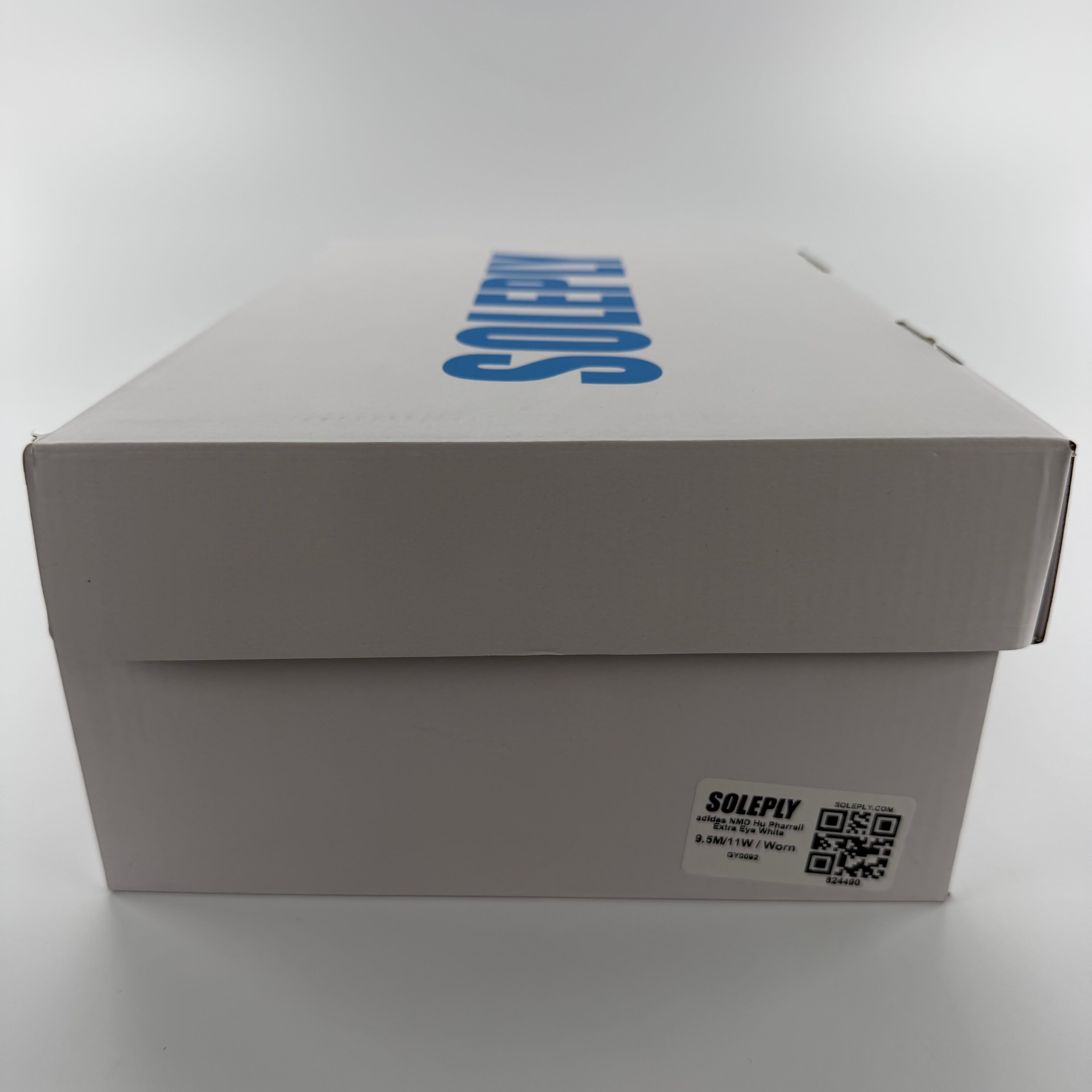 824490 adidas NMD Hu Pharrell Extra Eye White