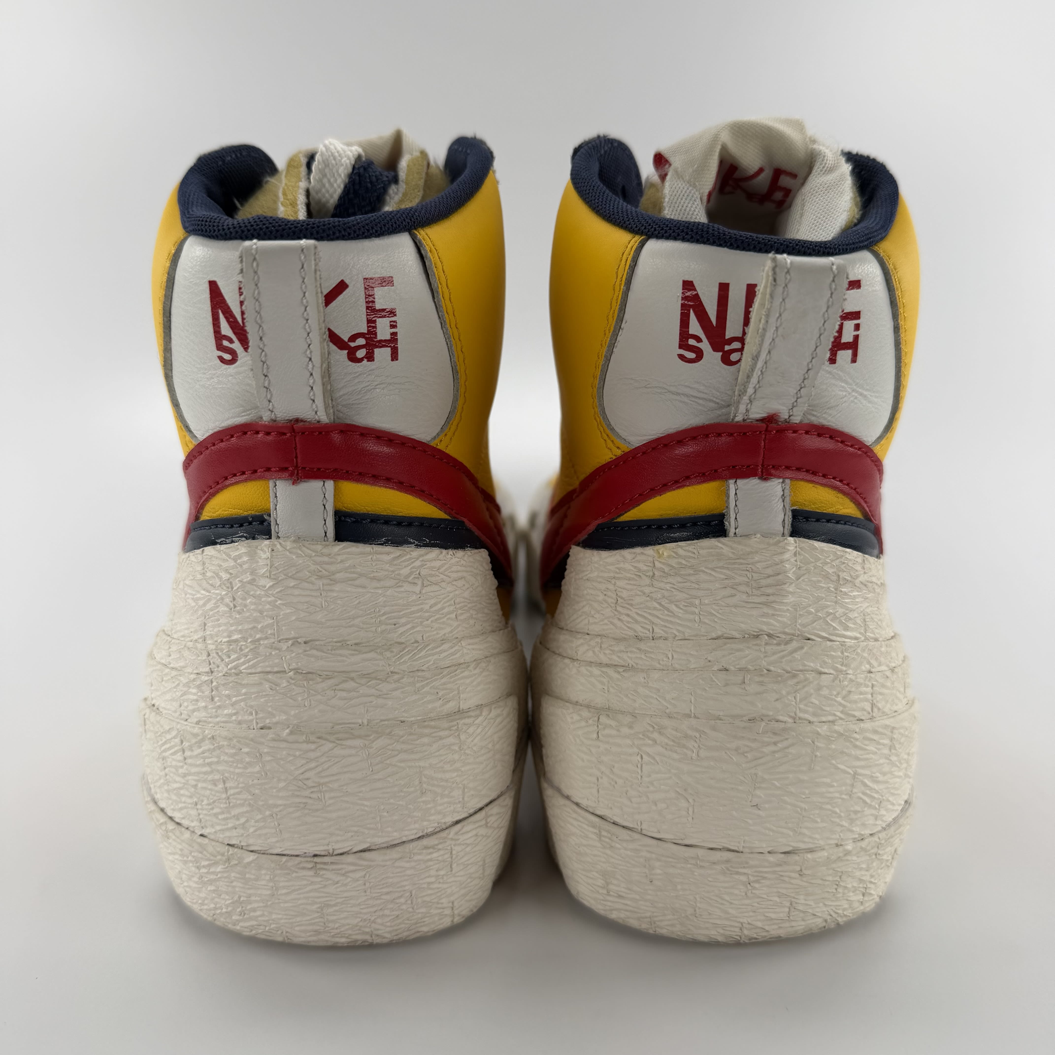 282365 Nike Blazer Mid sacai Snow Beach