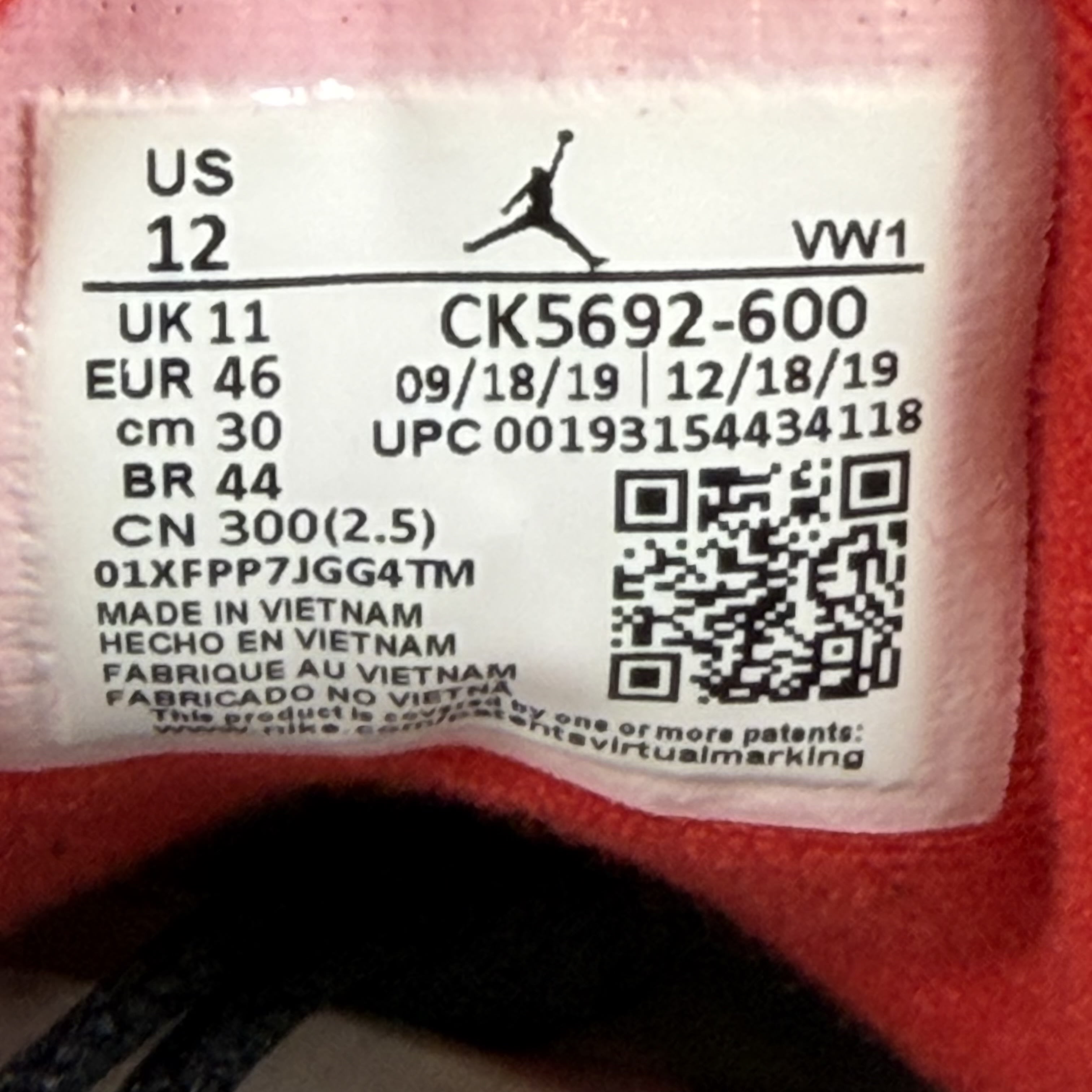 SP7897 Jordan 3 Retro SE Unite