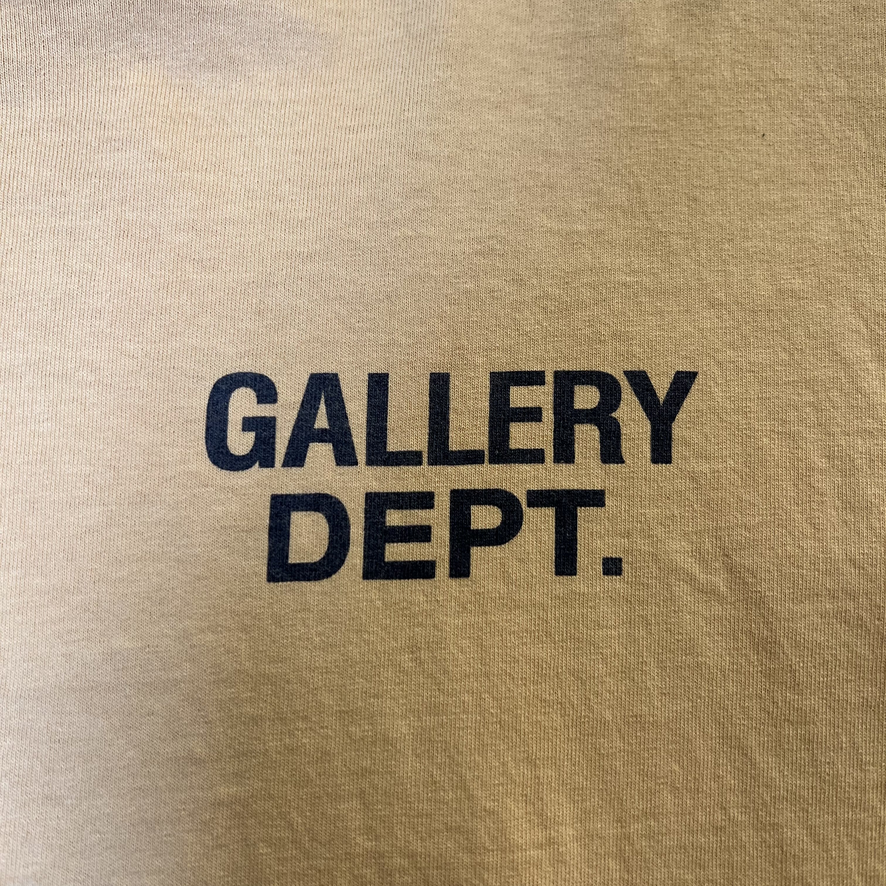 274932 Gallery Dept. Vintage Souvenir T-Shirt Yellow