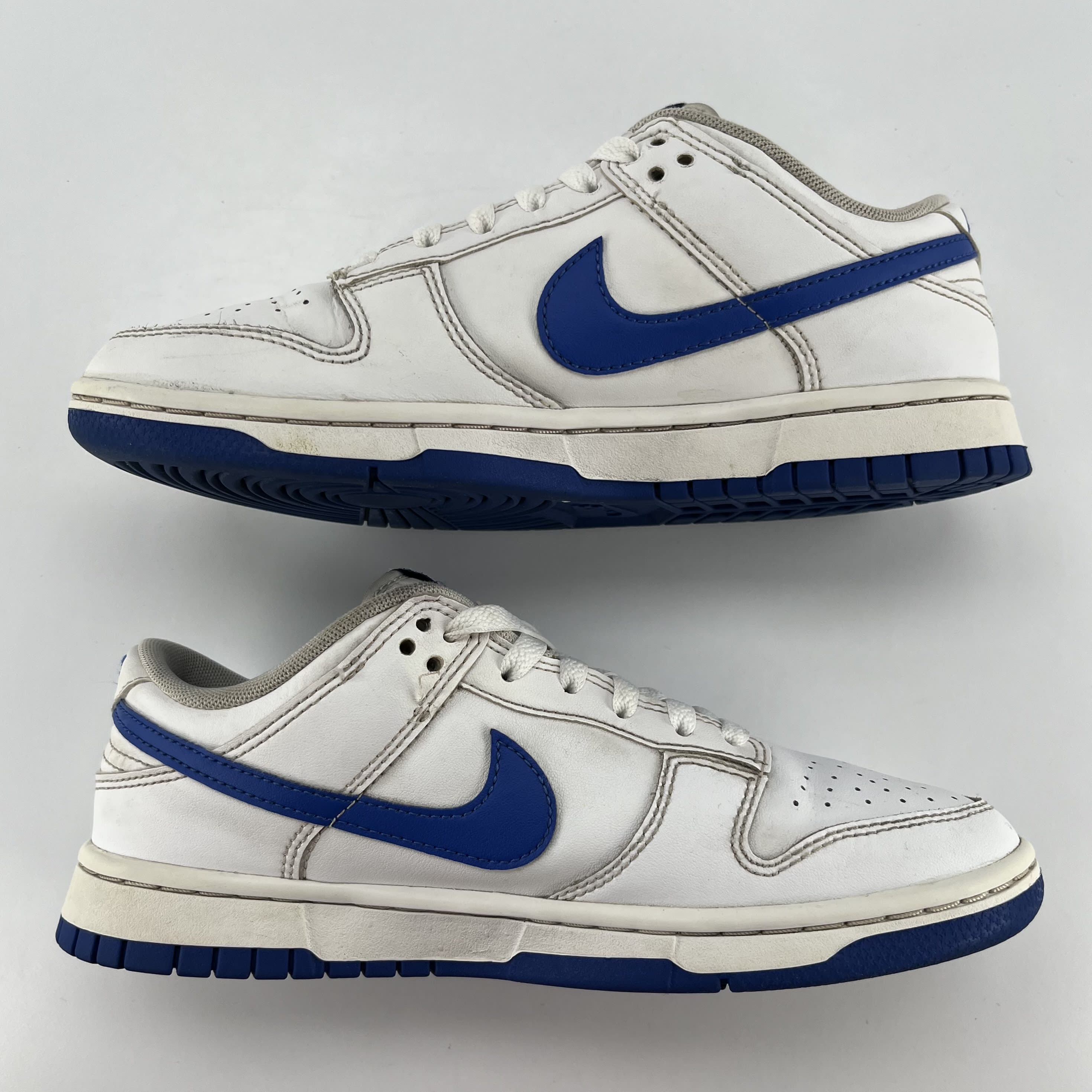 799956 Nike Dunk Low White Hyper Royal