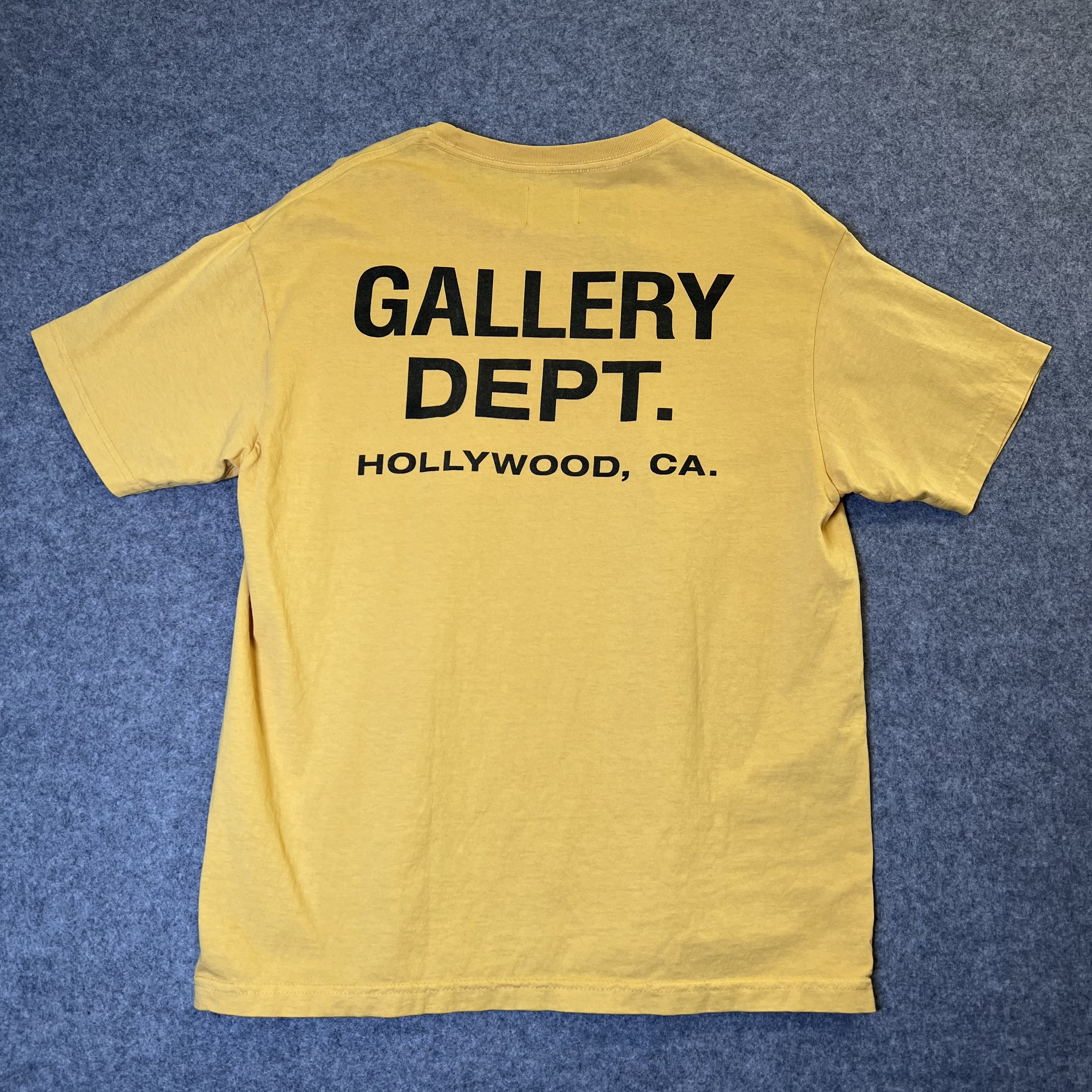 274932 Gallery Dept. Vintage Souvenir T-Shirt Yellow
