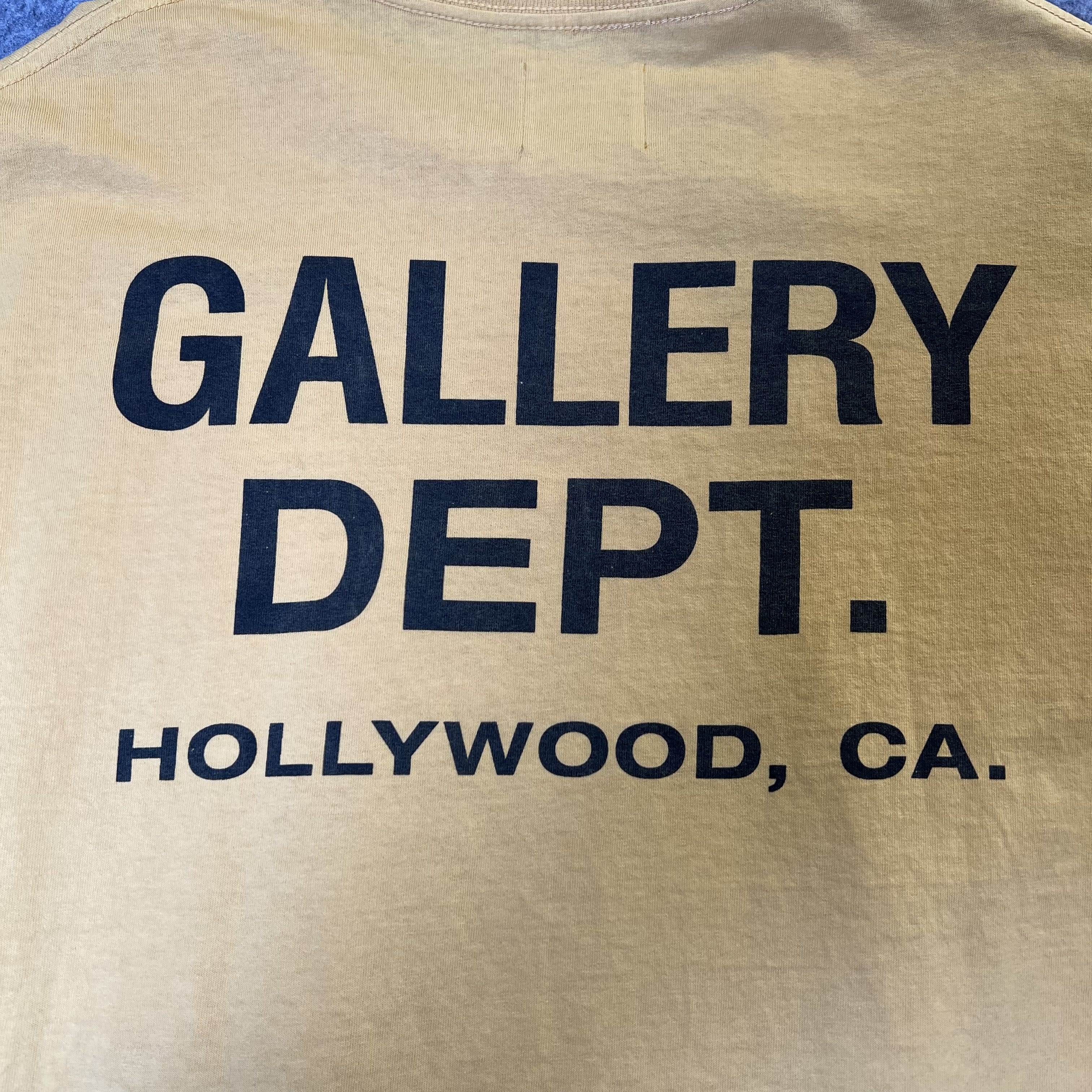 274932 Gallery Dept. Vintage Souvenir T-Shirt Yellow