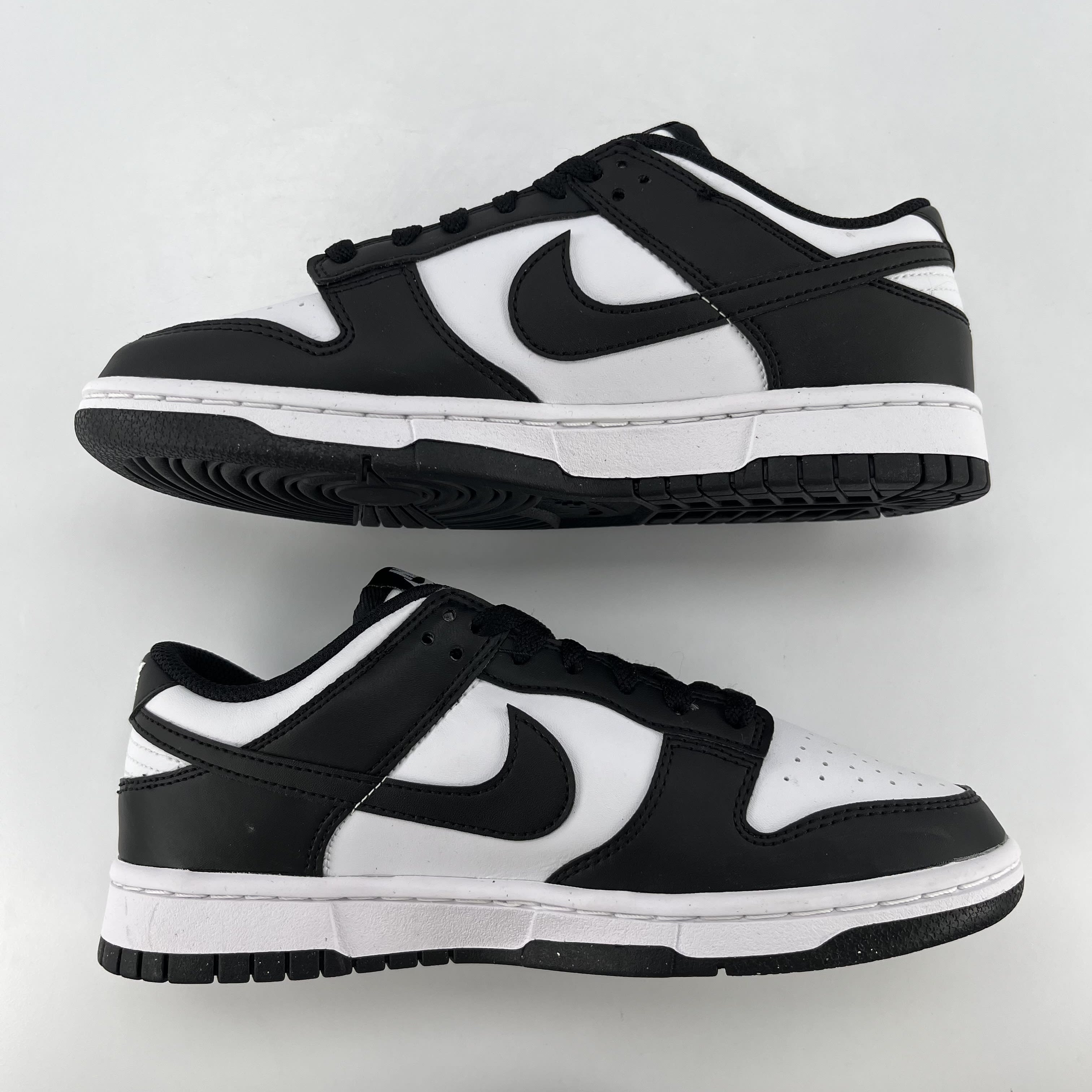 437181 Wmns Dunk Low Next Nature 'Panda'