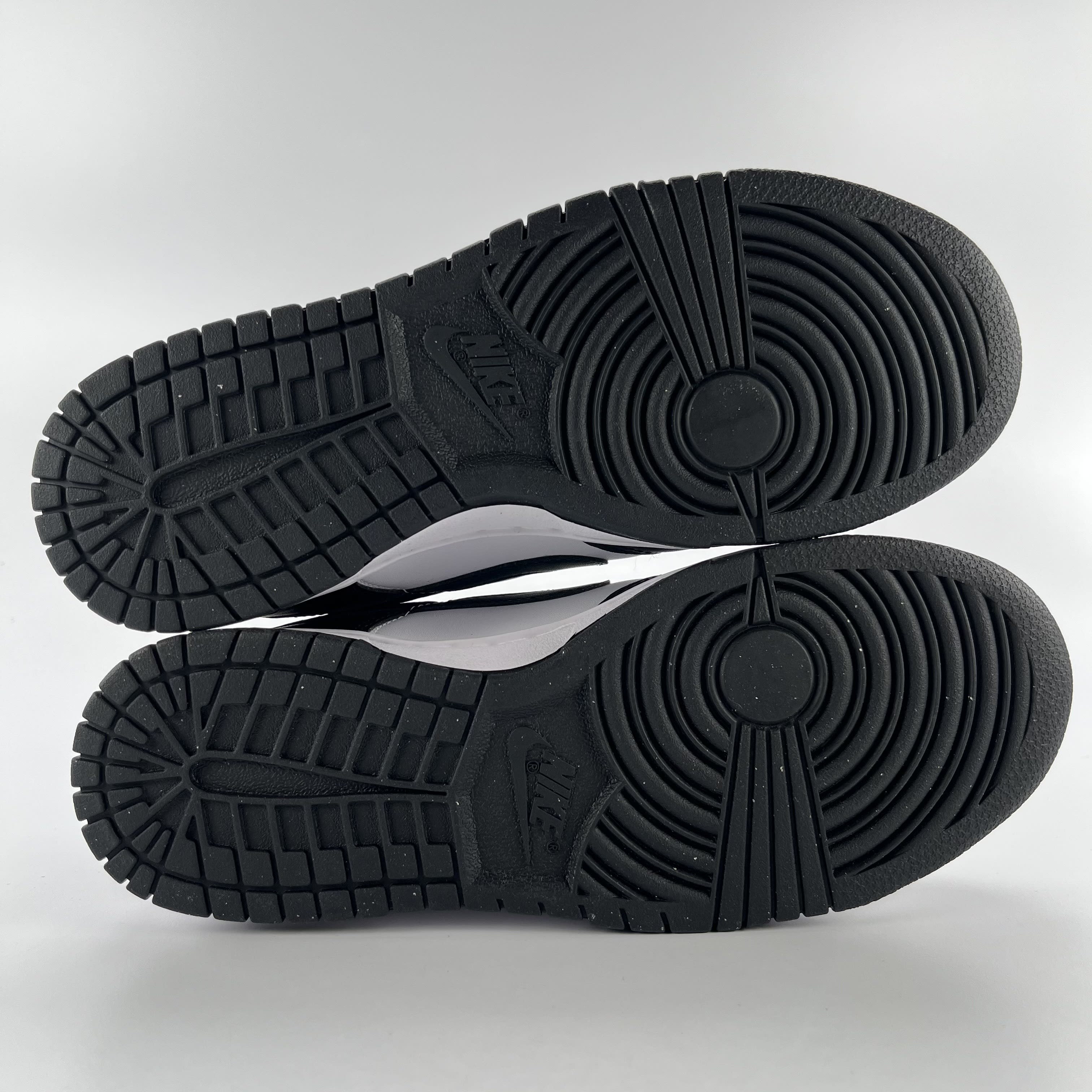 437181 Wmns Dunk Low Next Nature 'Panda'