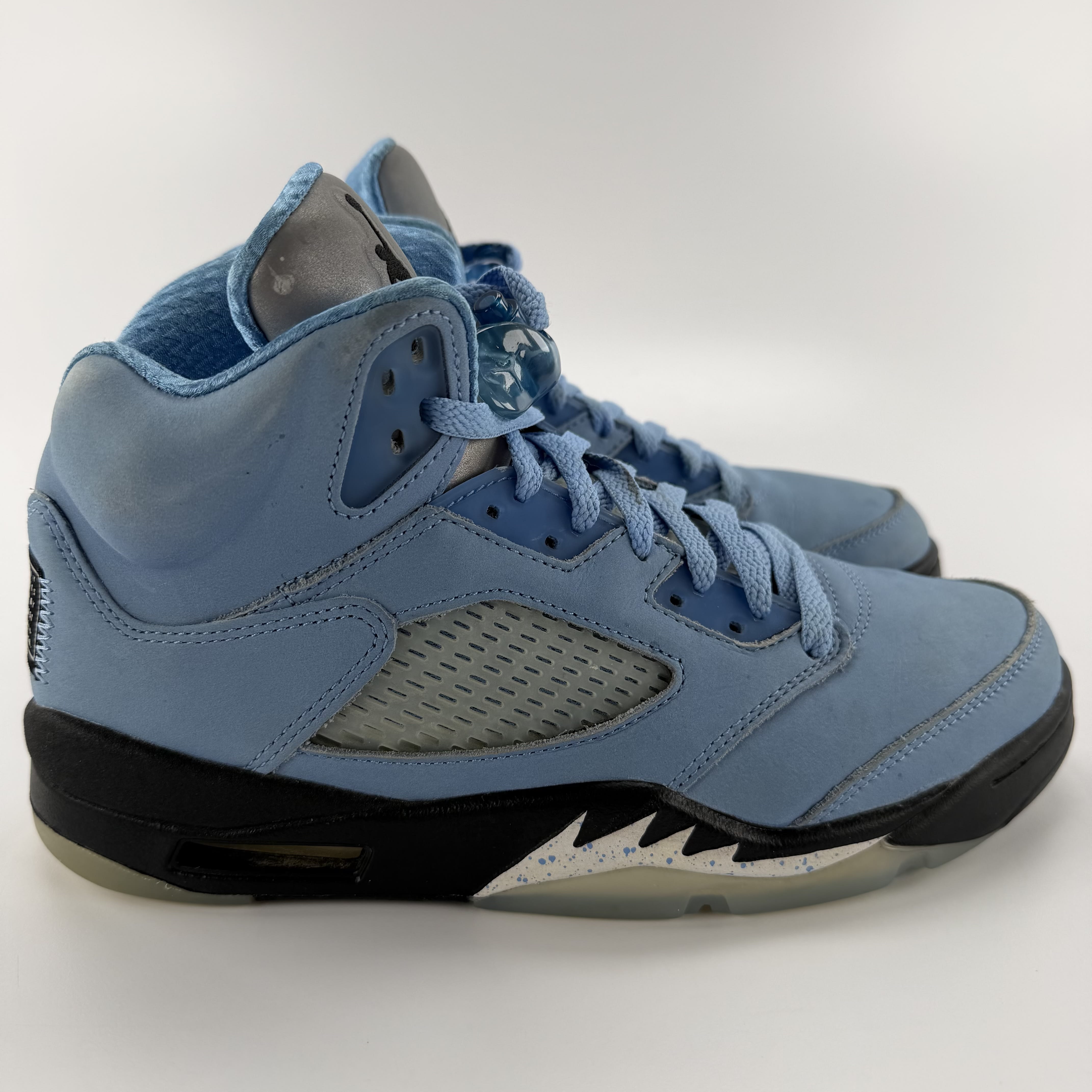 457611 Air Jordan 5 Retro SE "UNC"